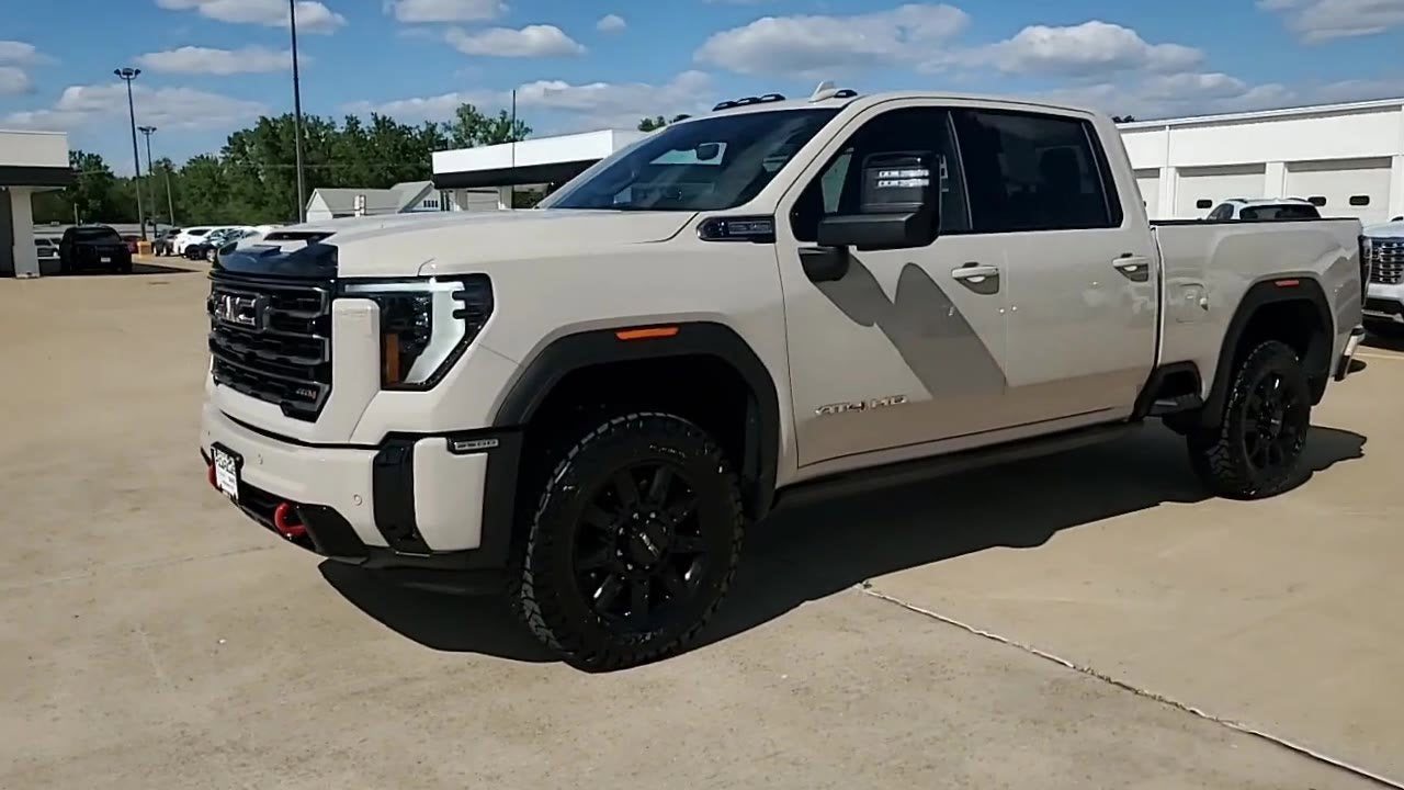 2026 GMC Sierra 2500 HD AT4