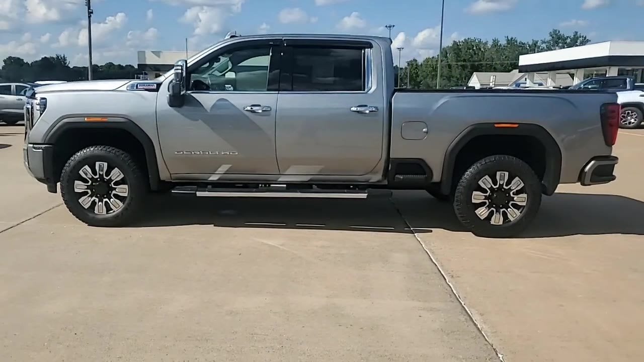 2025 GMC Sierra 2500 HD Denali