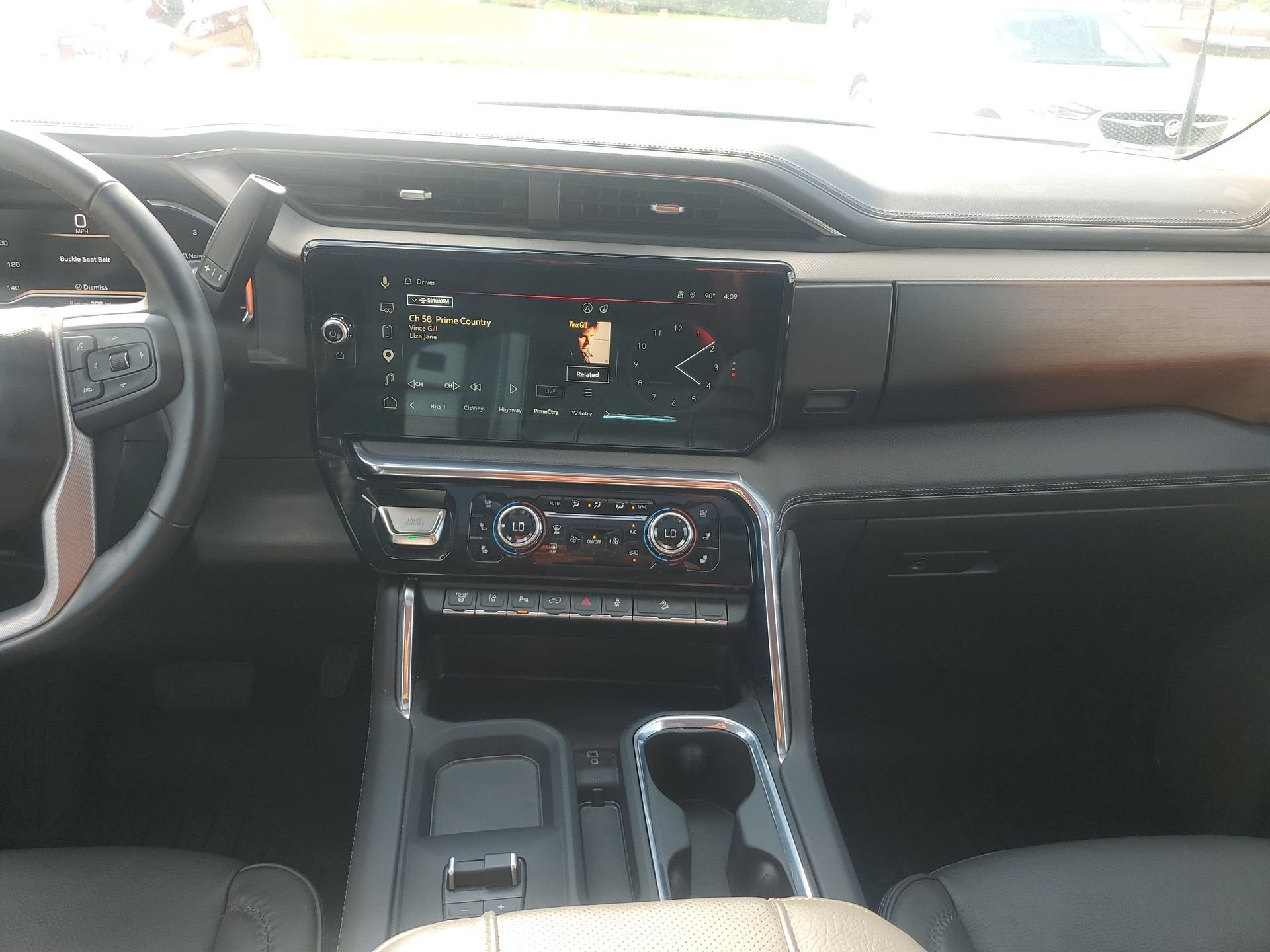 2025 GMC Sierra 2500 HD Denali