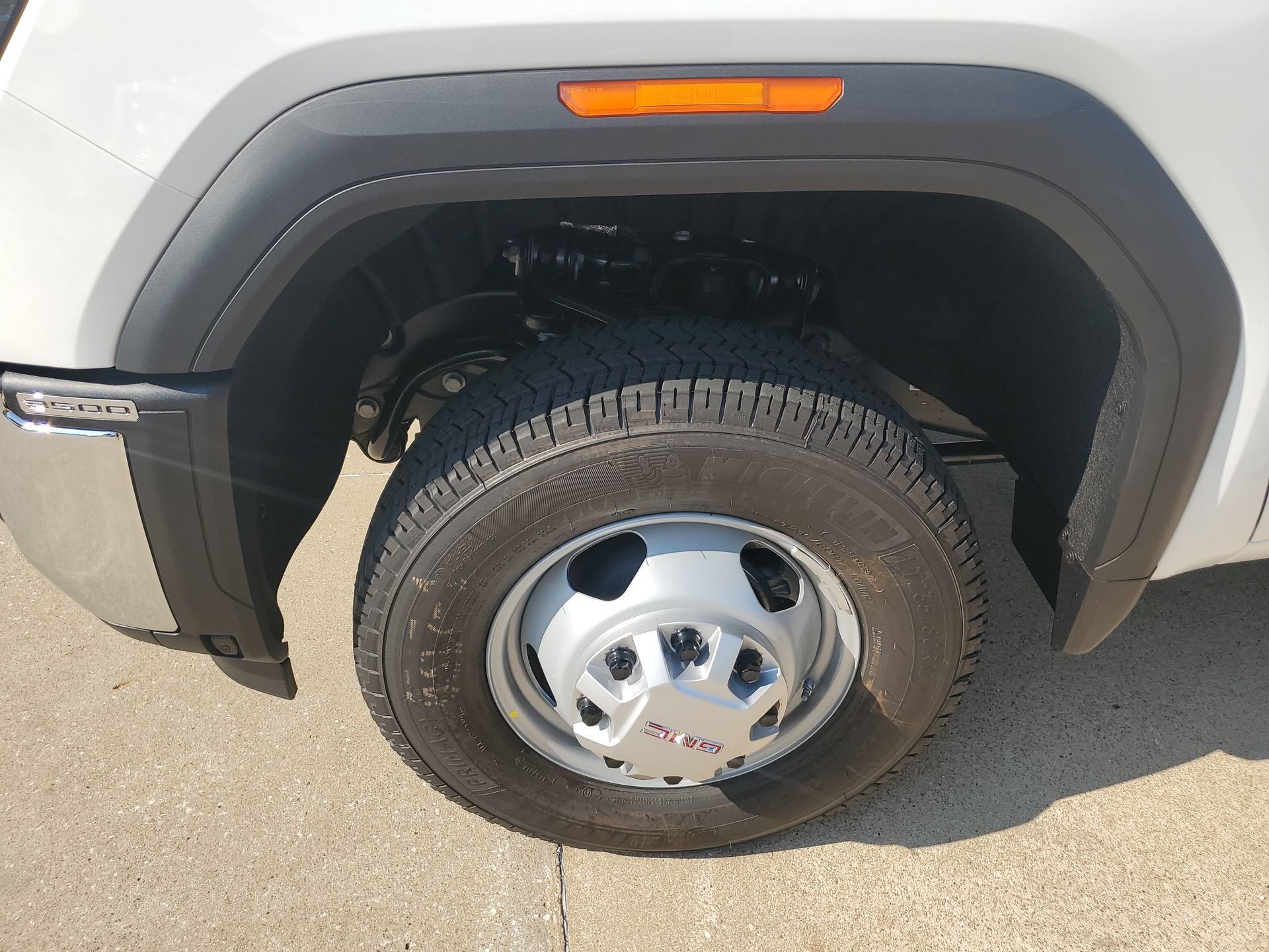 2026 GMC Sierra 3500 HD Pro DRW