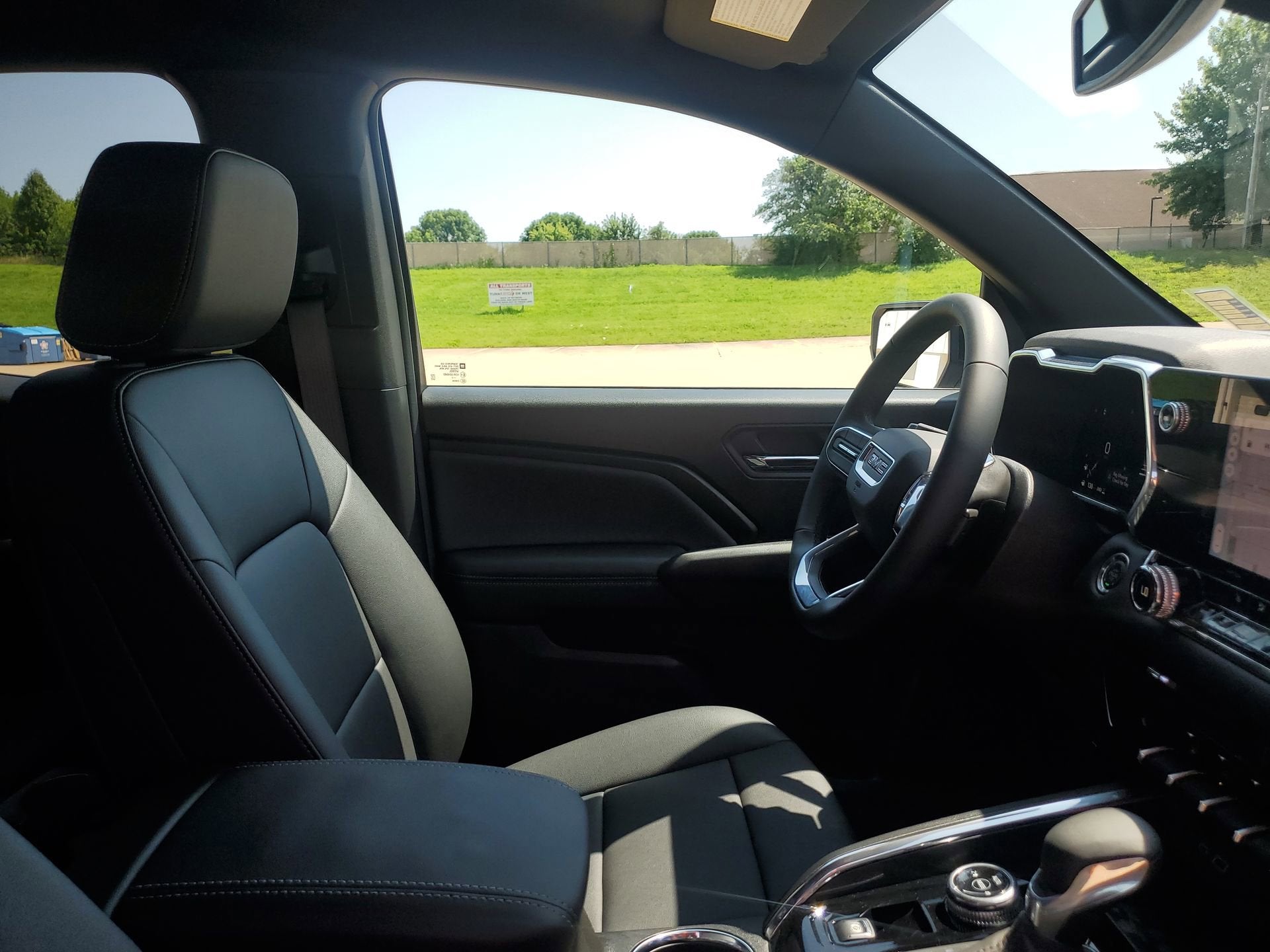 2025 GMC Canyon Elevation