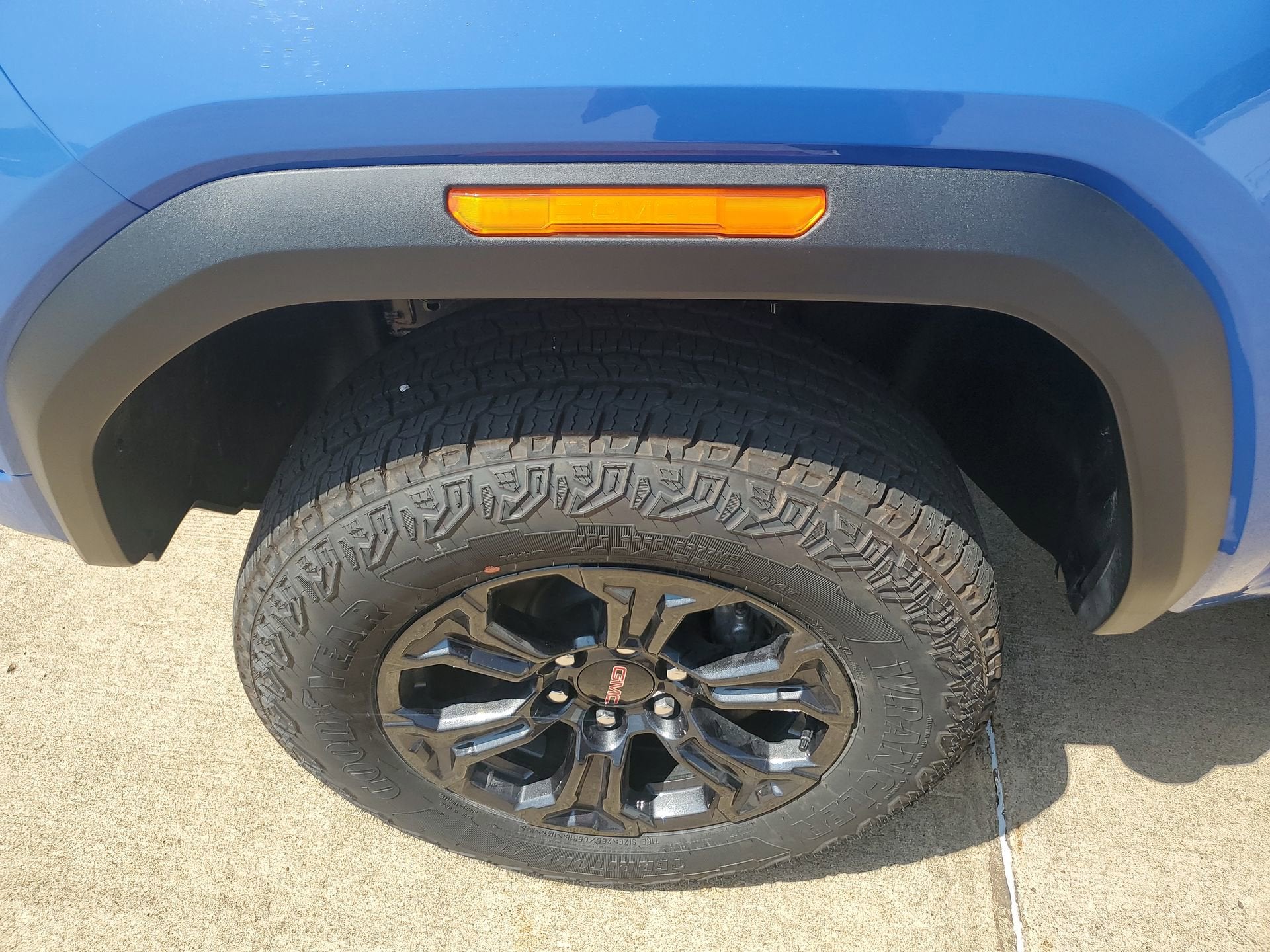 2025 GMC Canyon Elevation