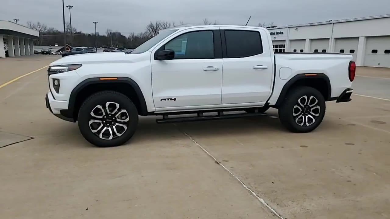 2026 GMC Canyon AT4