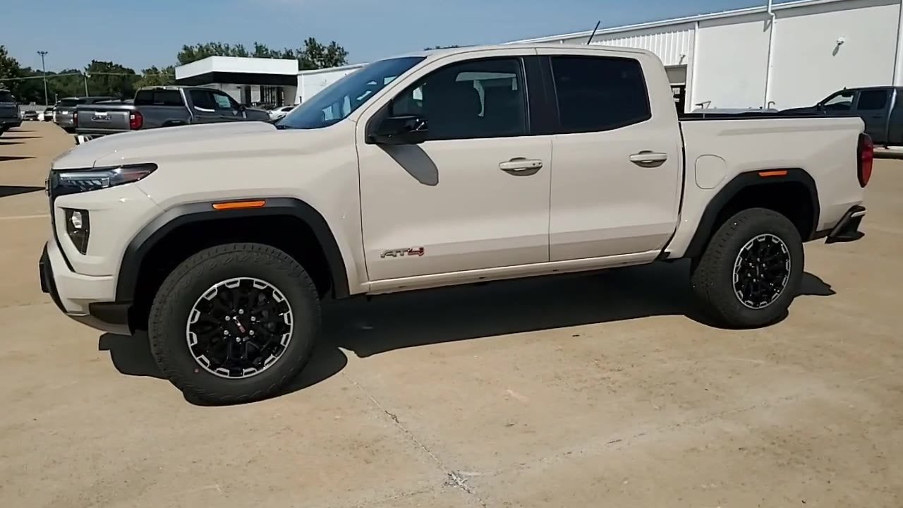 2026 GMC Canyon AT4