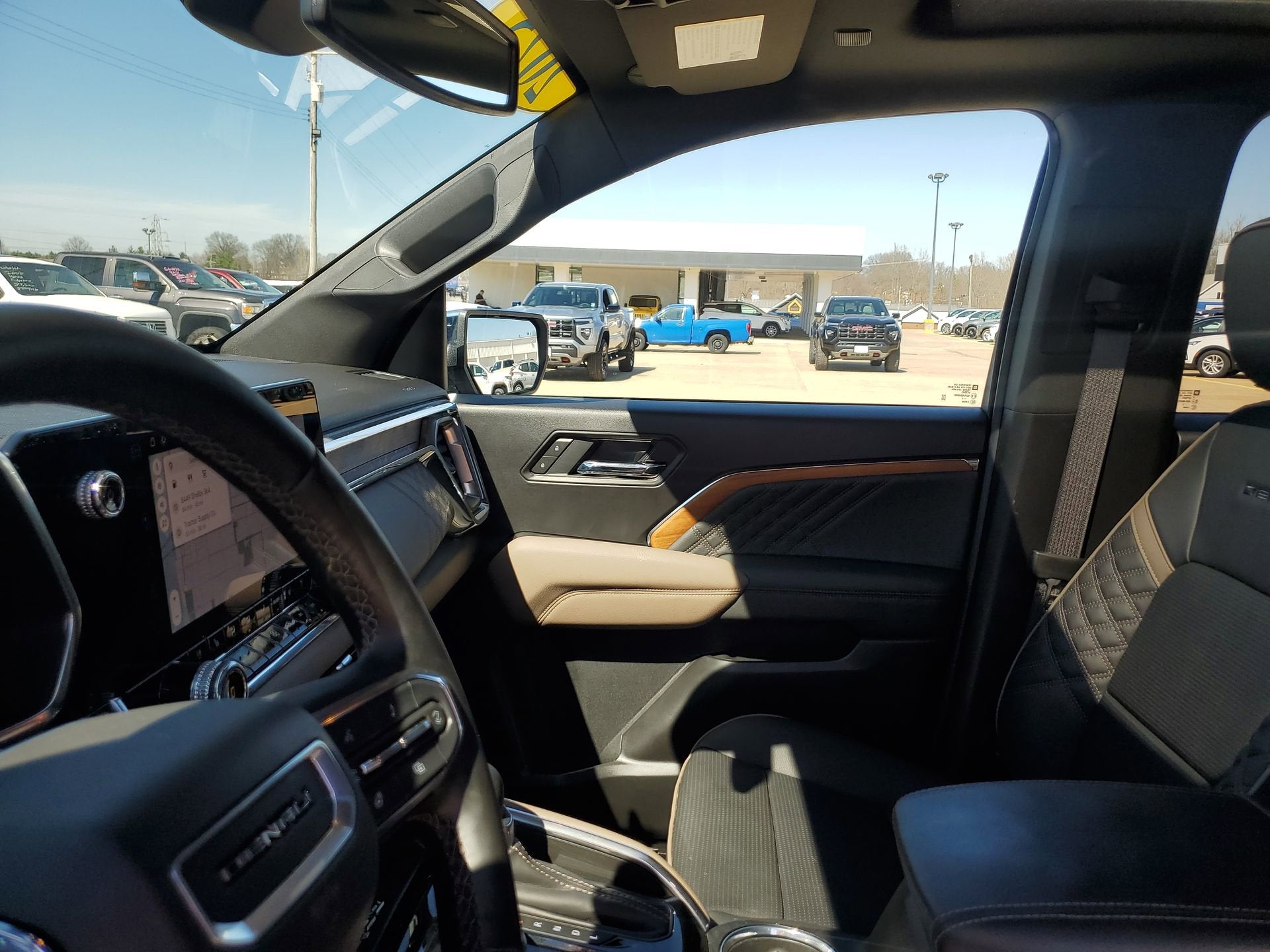 2025 GMC Canyon Denali