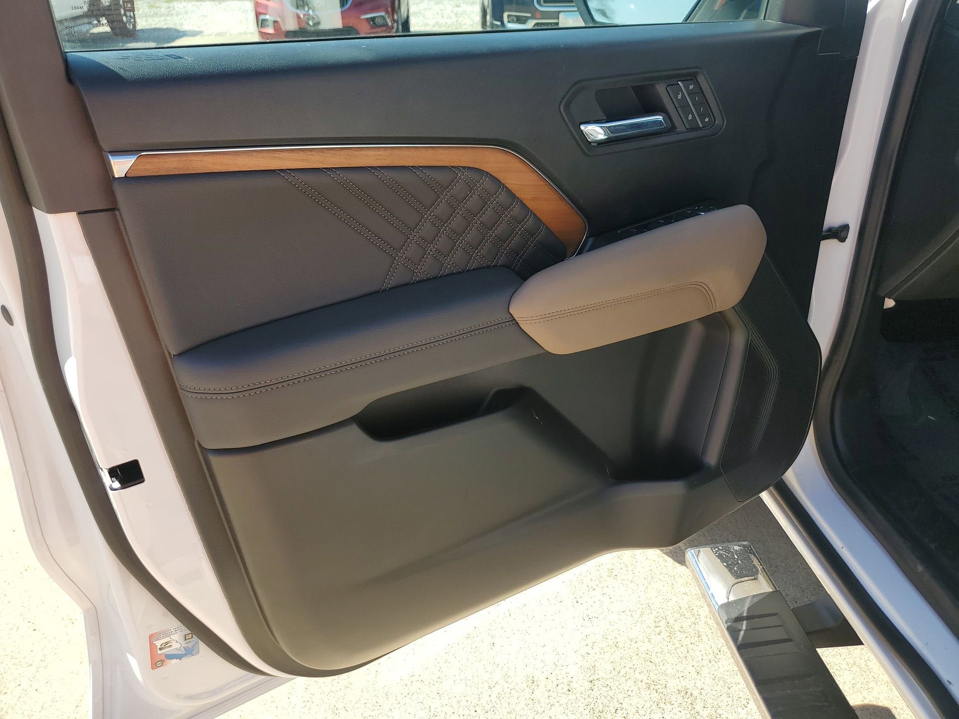 2025 GMC Canyon Denali