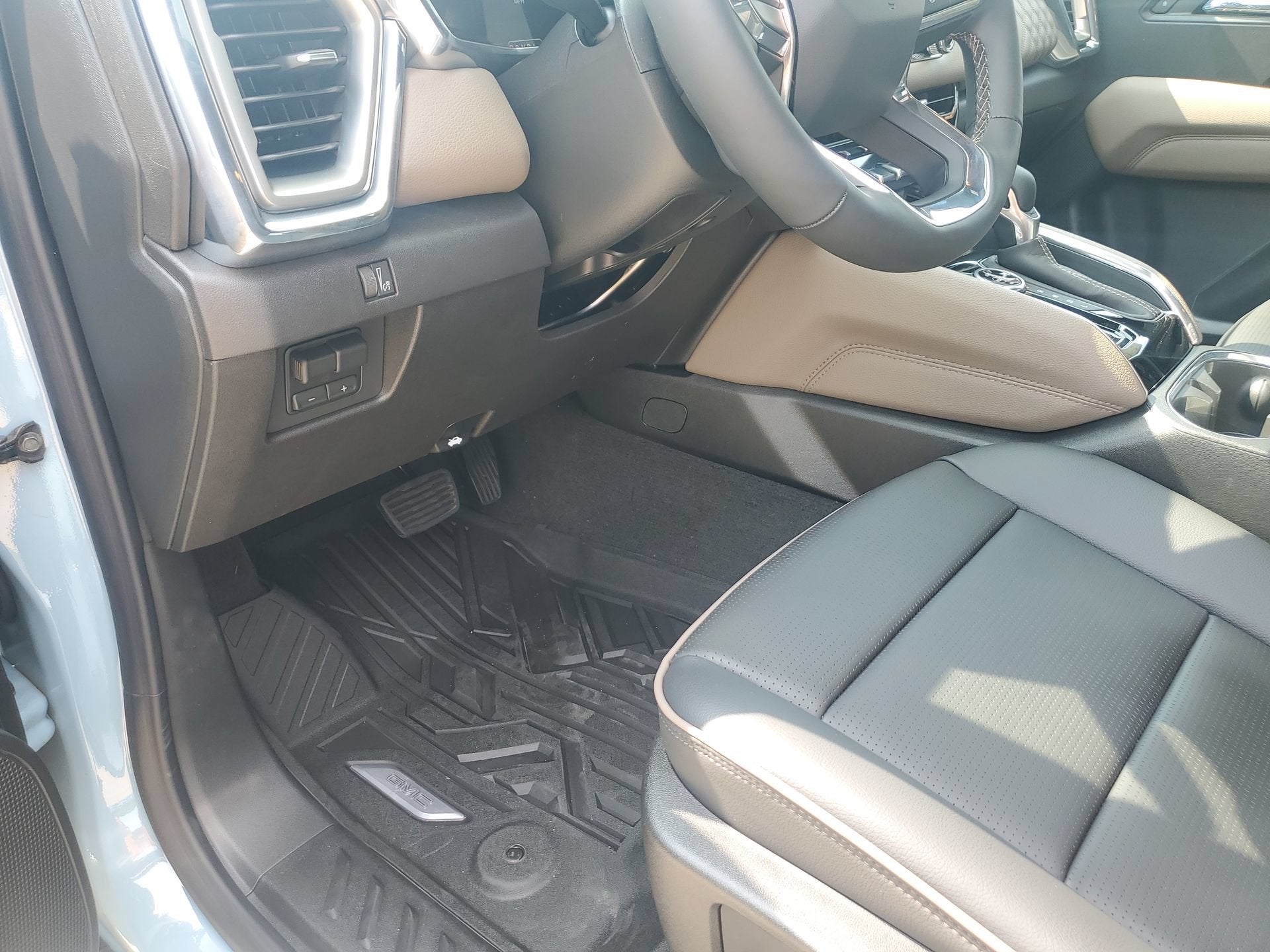 2026 GMC Canyon Denali - Photo 26
