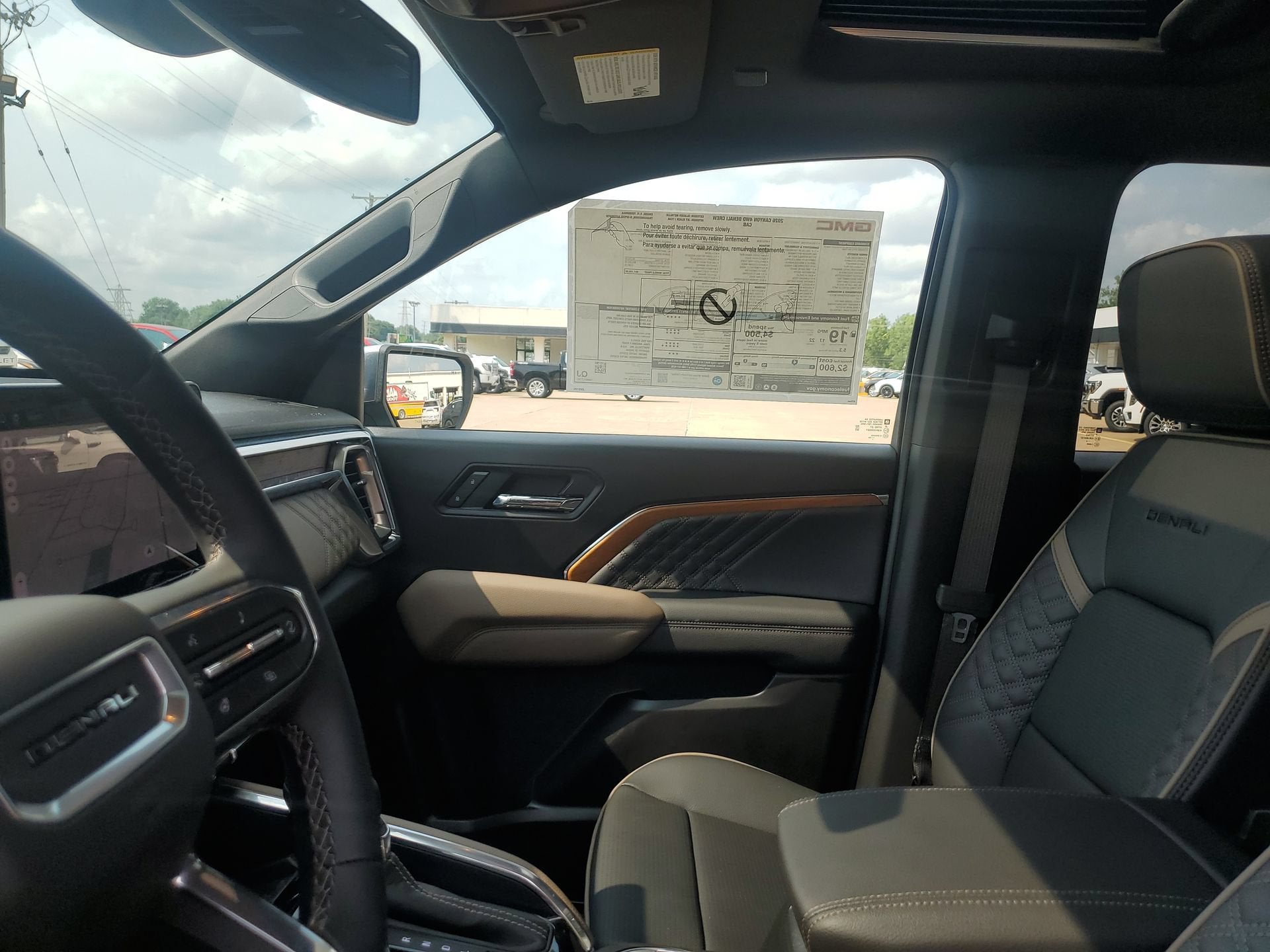 2026 GMC Canyon Denali - Photo 28