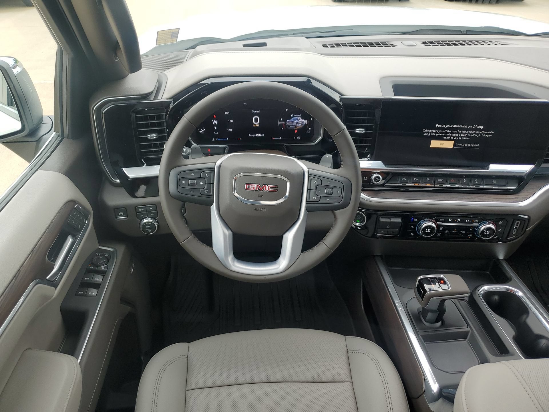 2026 GMC Sierra 1500 SLT - Photo 18