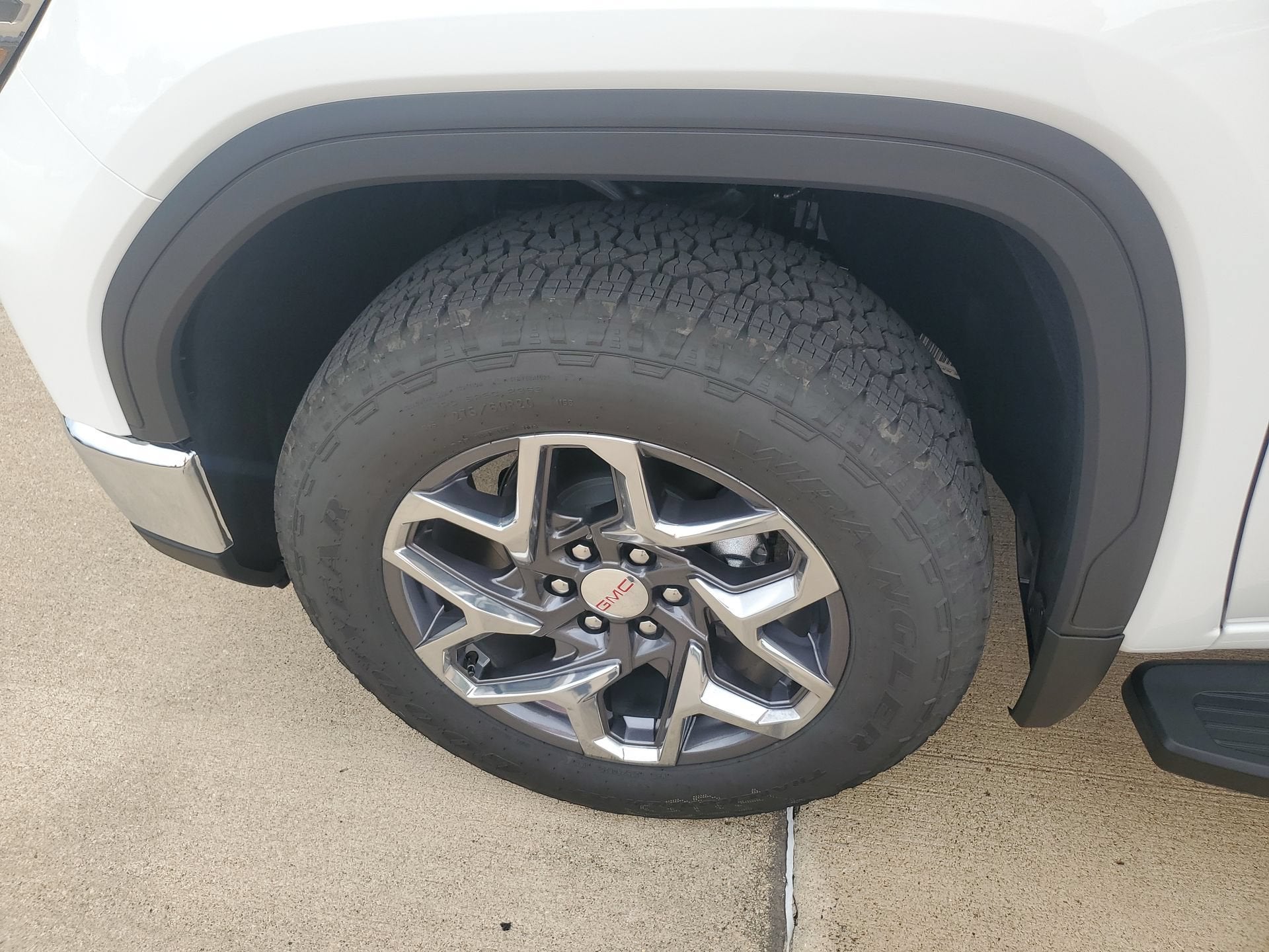 2026 GMC Sierra 1500 SLT - Photo 40