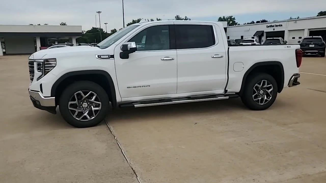 2026 GMC Sierra 1500 SLT