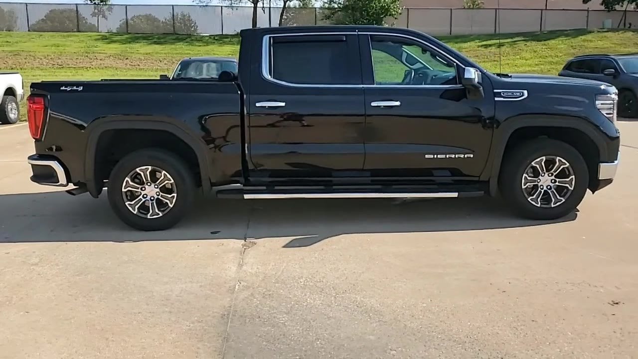 2025 GMC Sierra 1500 SLT