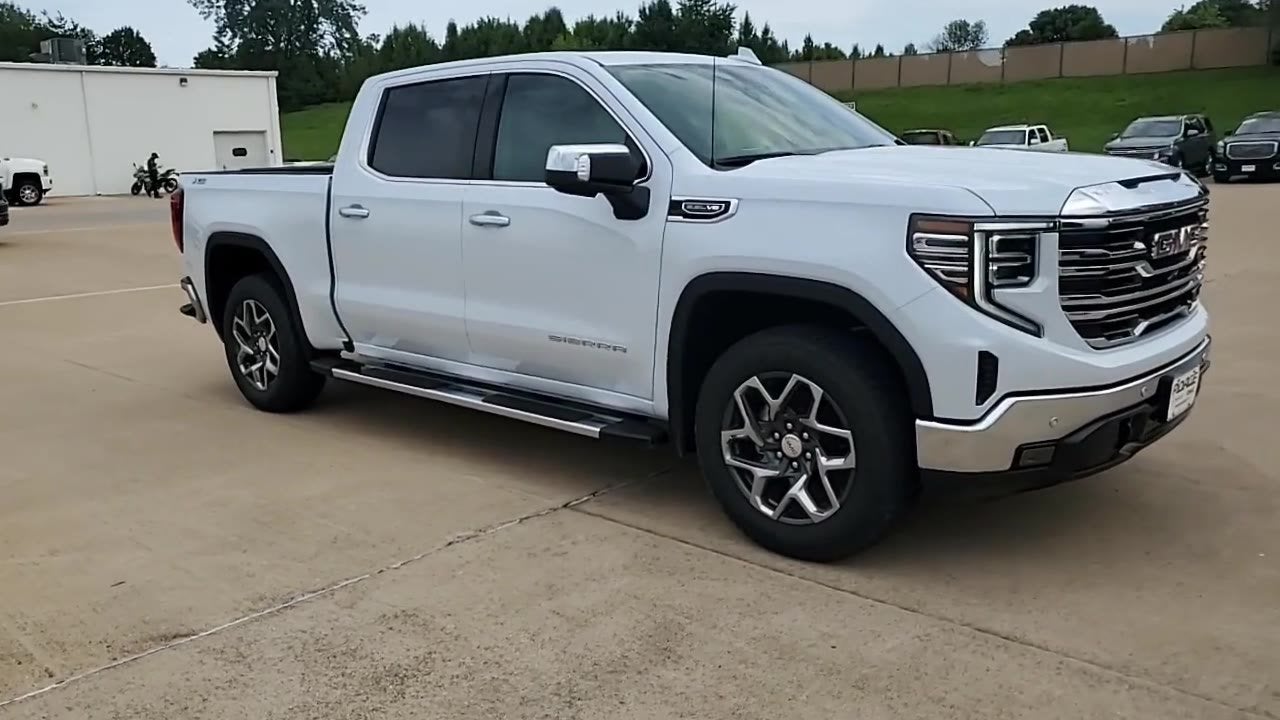 2026 GMC Sierra 1500 SLT