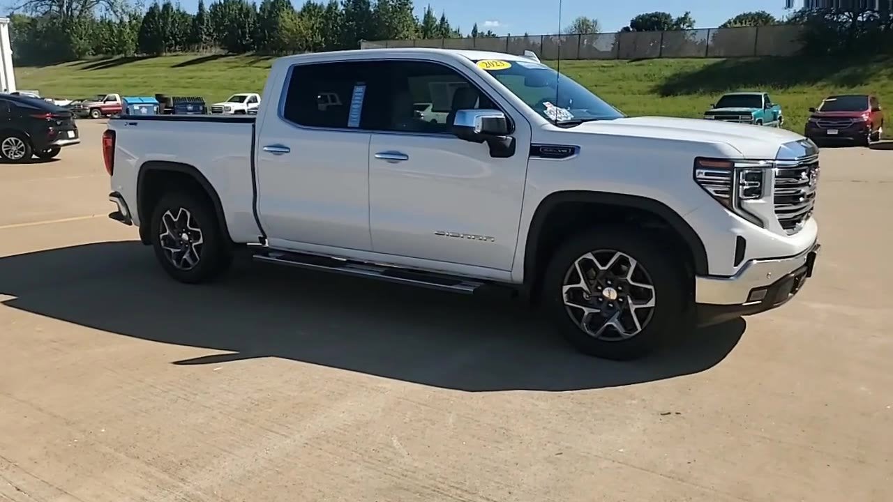 2023 GMC Sierra 1500 SLT