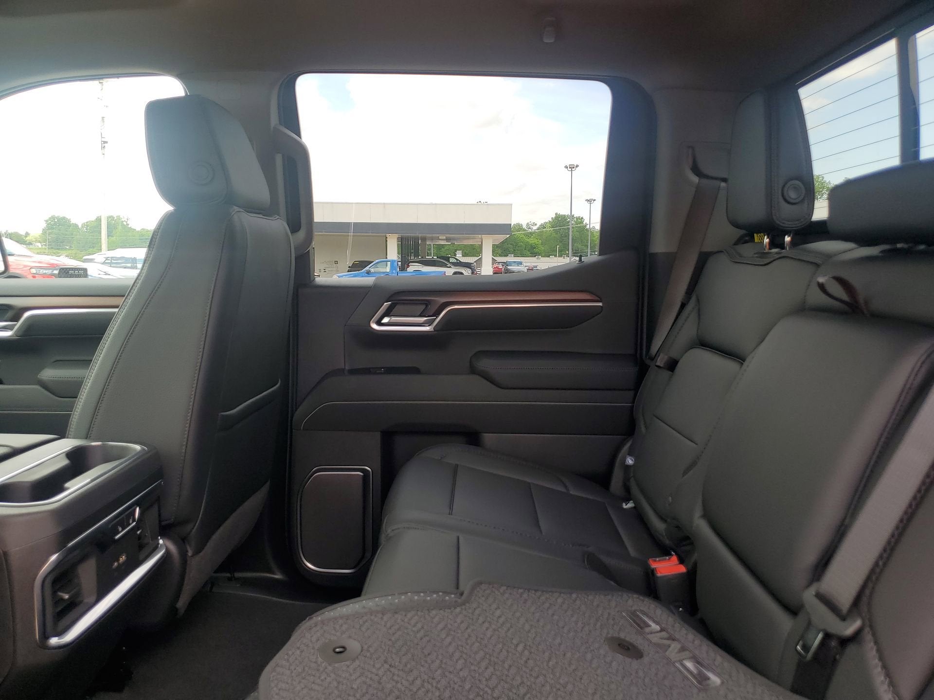 2026 GMC Sierra 1500 Denali - Photo 31