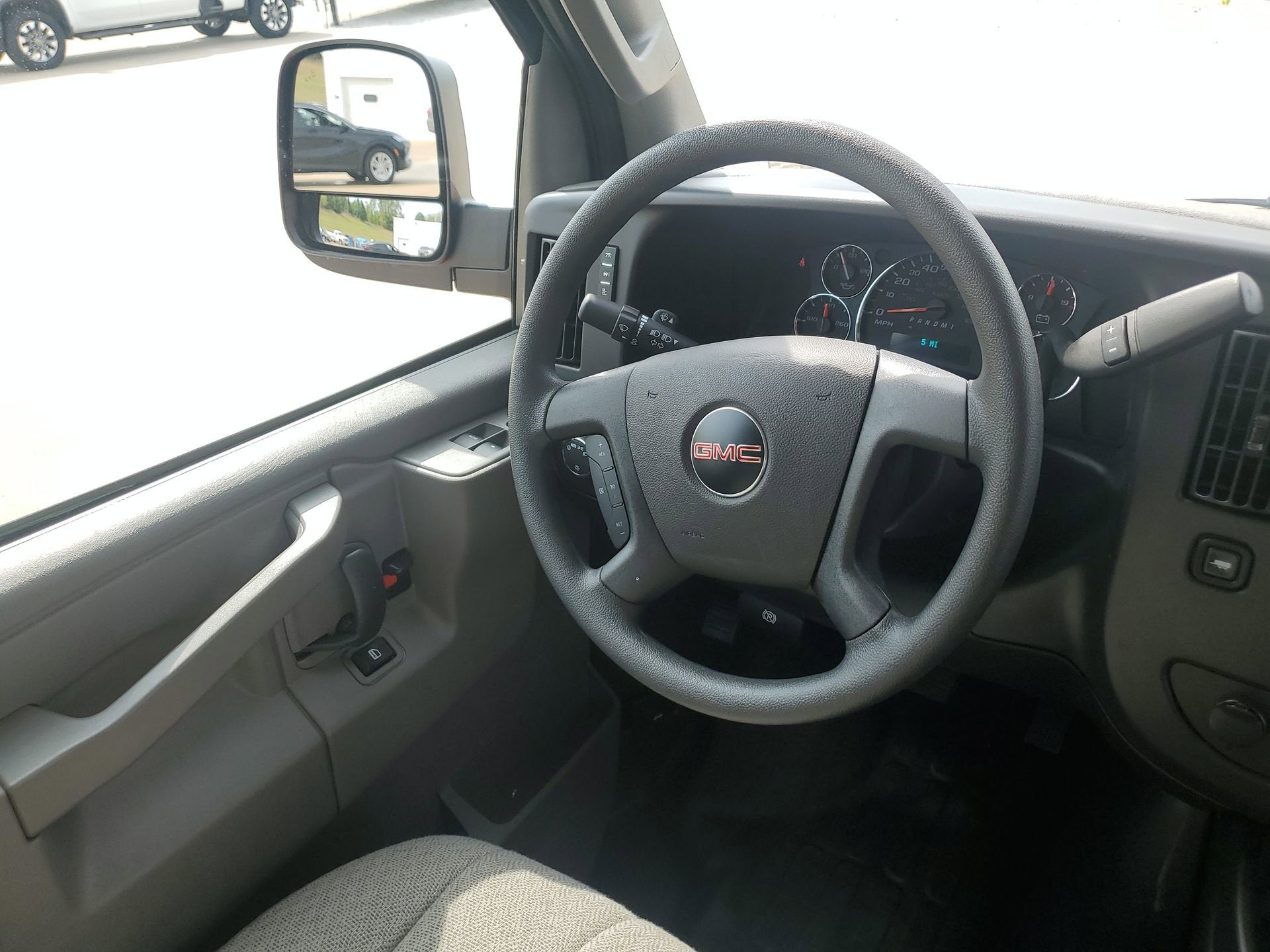 2025 GMC Savana Cargo 2500 Work Van