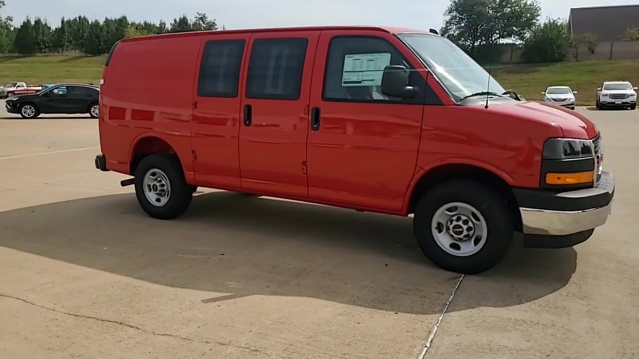 2025 GMC Savana Cargo 2500 Work Van