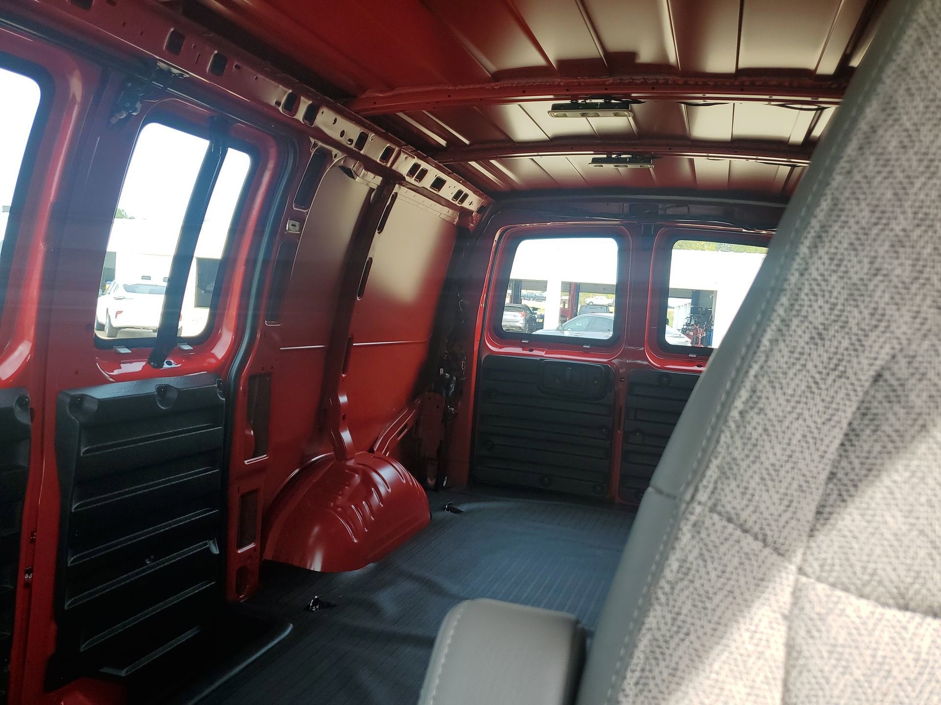 2025 GMC Savana Cargo 2500 Work Van