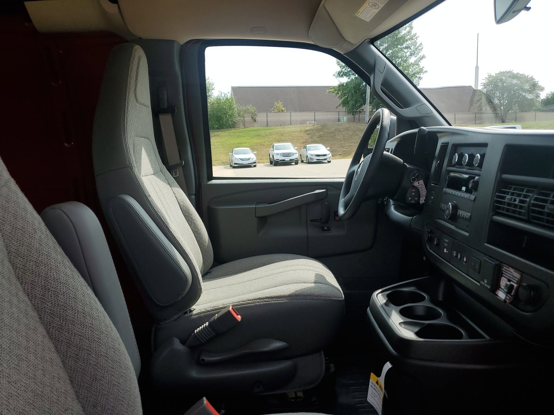 2025 GMC Savana Cargo 2500 Work Van