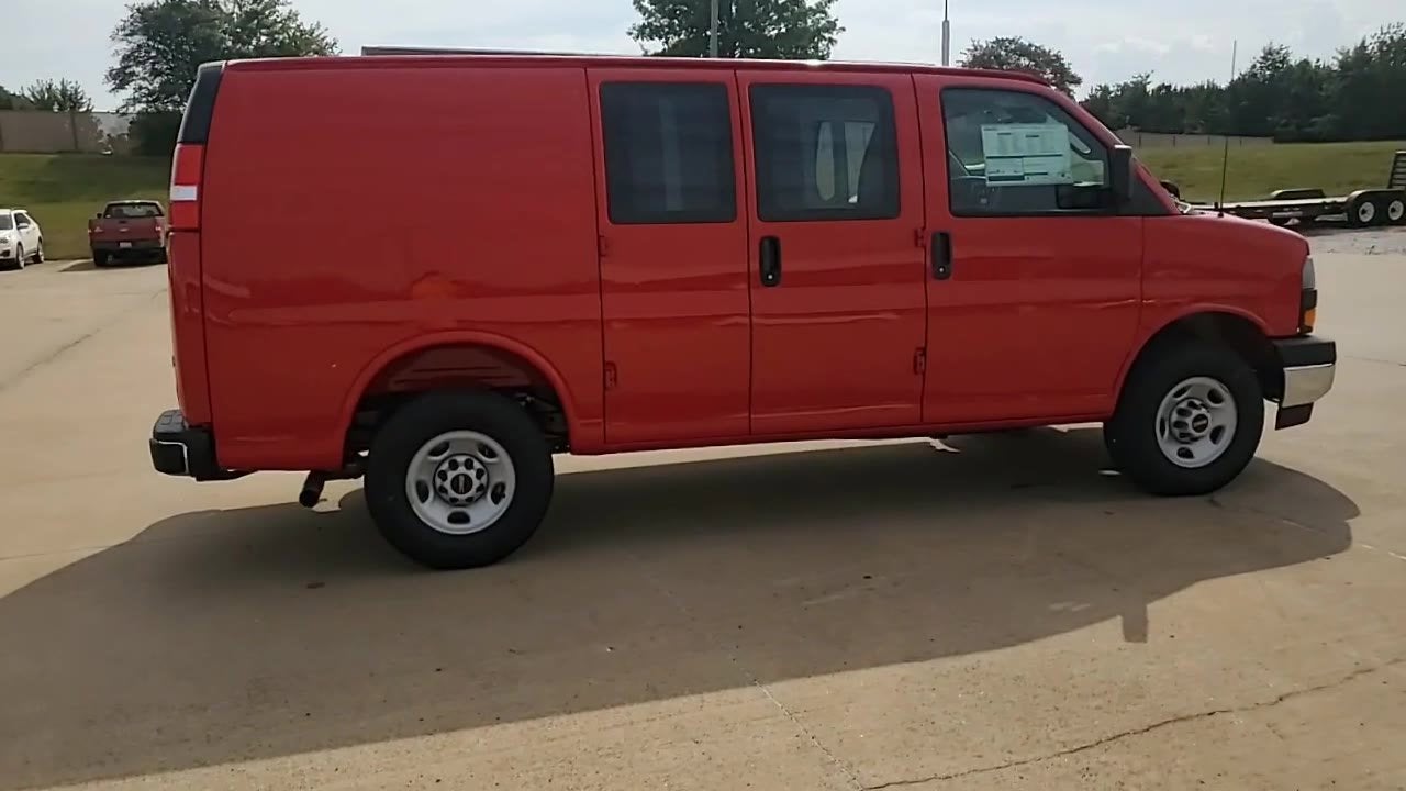 2025 GMC Savana Cargo 2500 Work Van