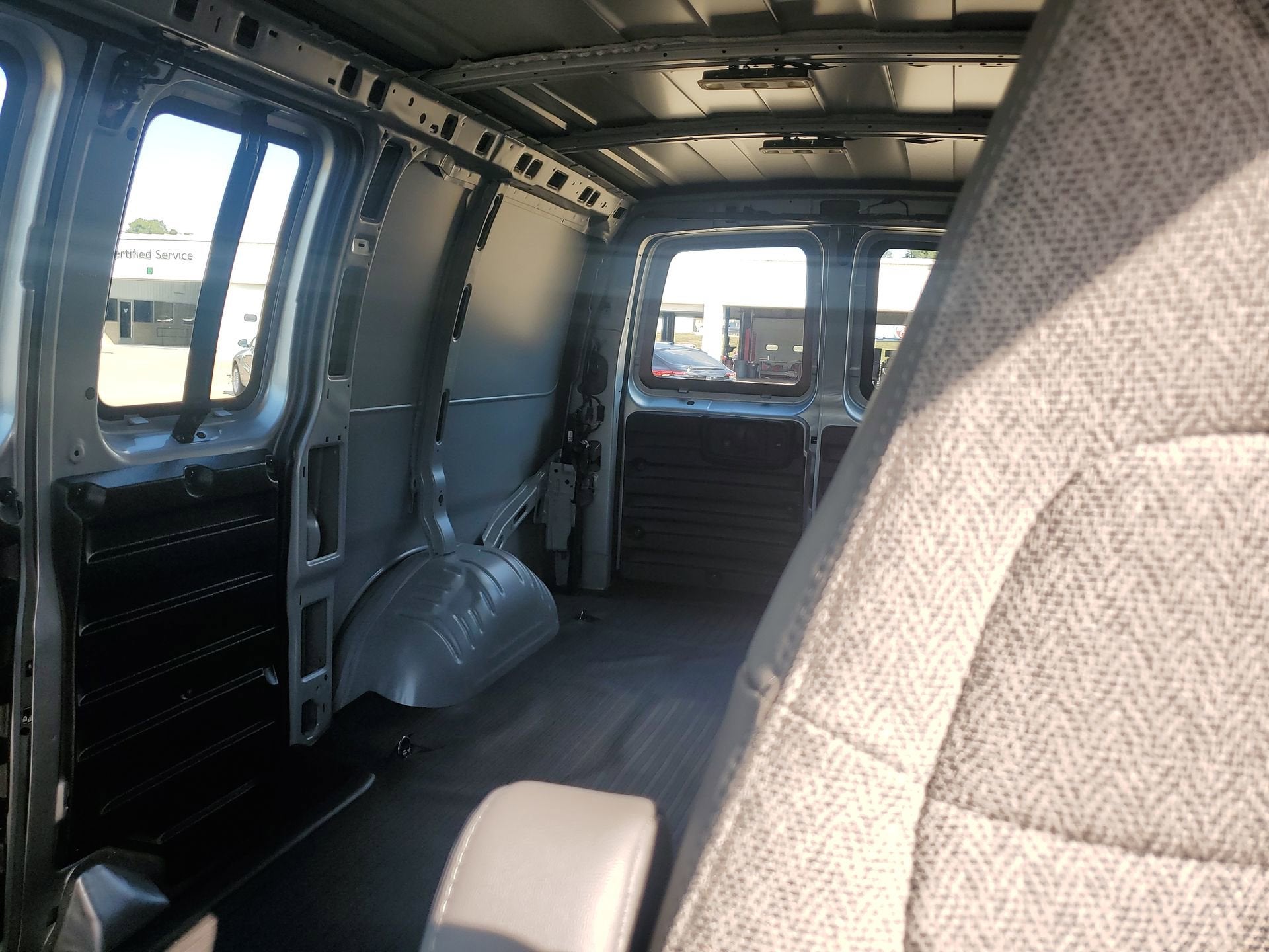 2025 GMC Savana Cargo 3500 Work Van
