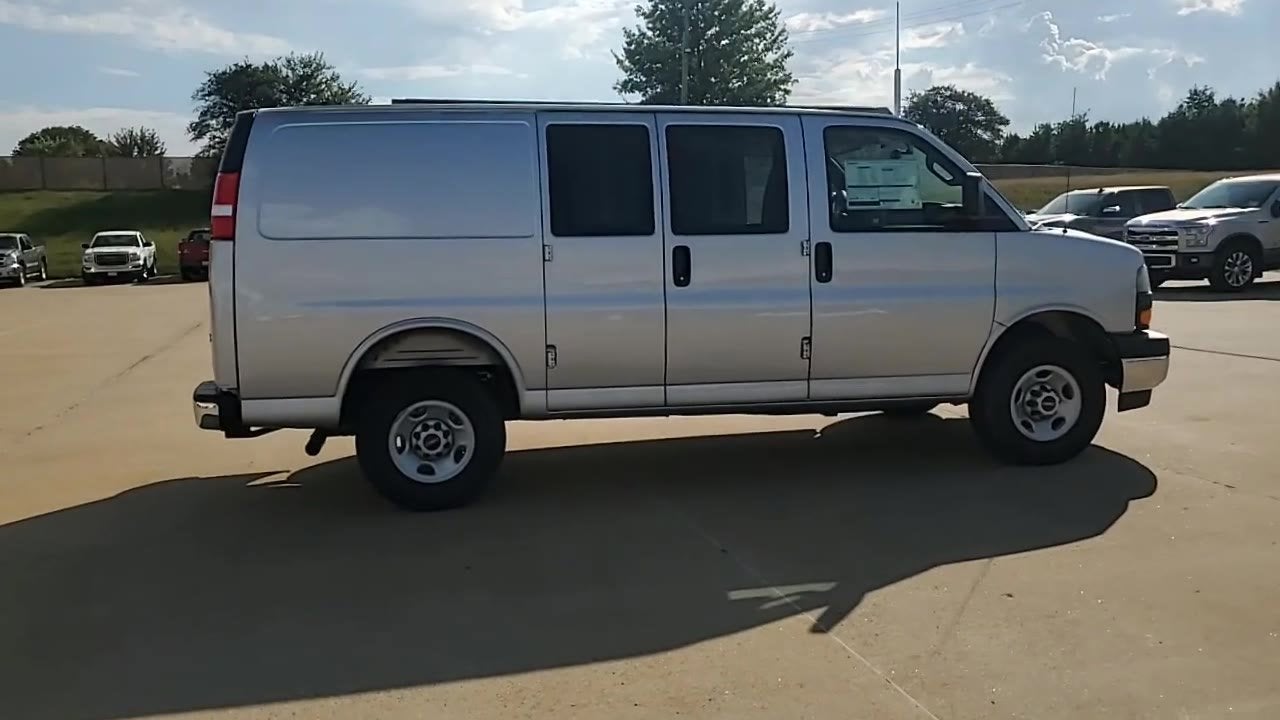 2025 GMC Savana Cargo 3500 Work Van