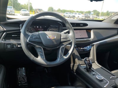 2022 Cadillac XT5 Premium Luxury