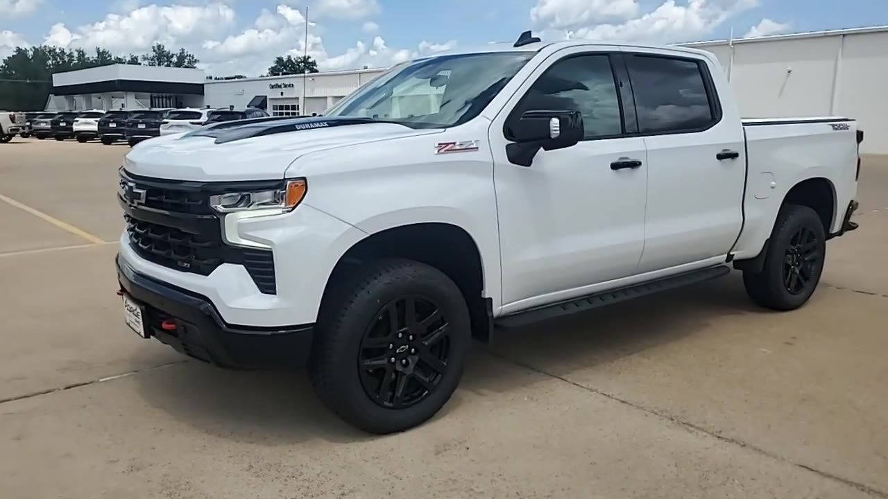 2025 Chevrolet Silverado 1500 LT Trail Boss