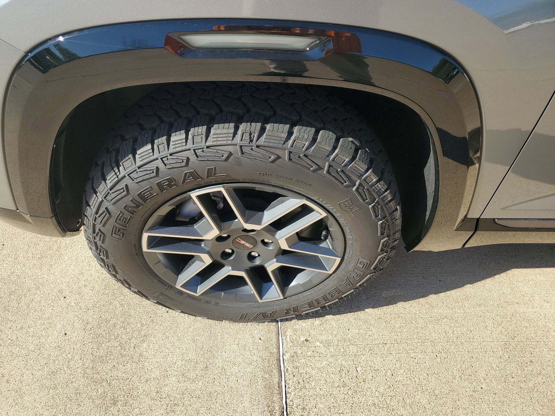 2026 GMC Terrain AT4