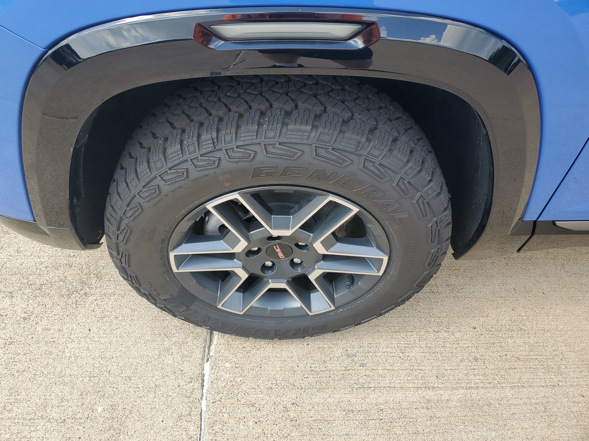 2026 GMC Terrain AT4