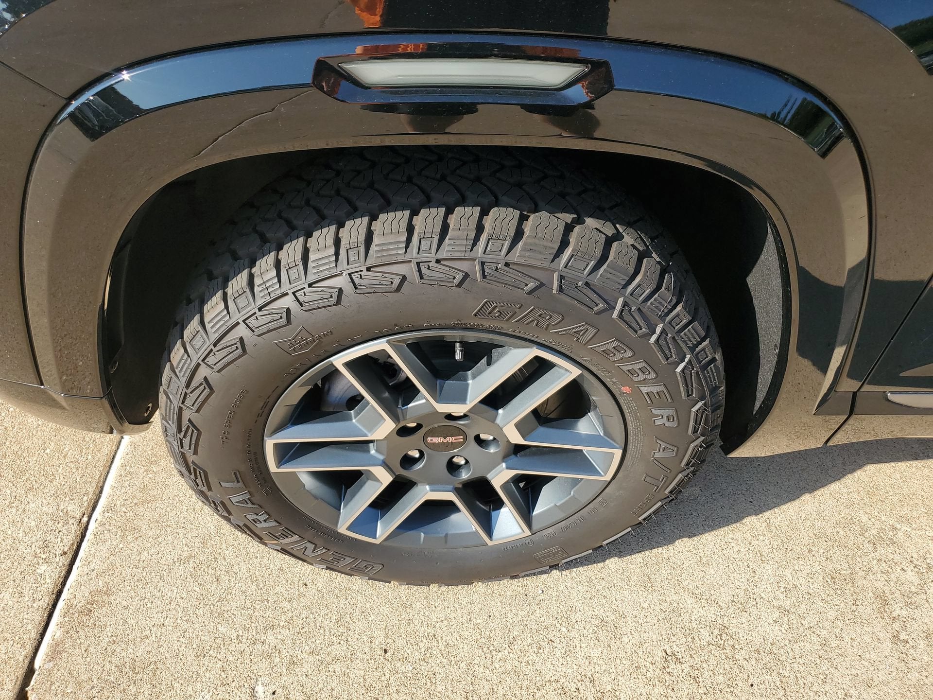 2027 GMC Terrain AT4