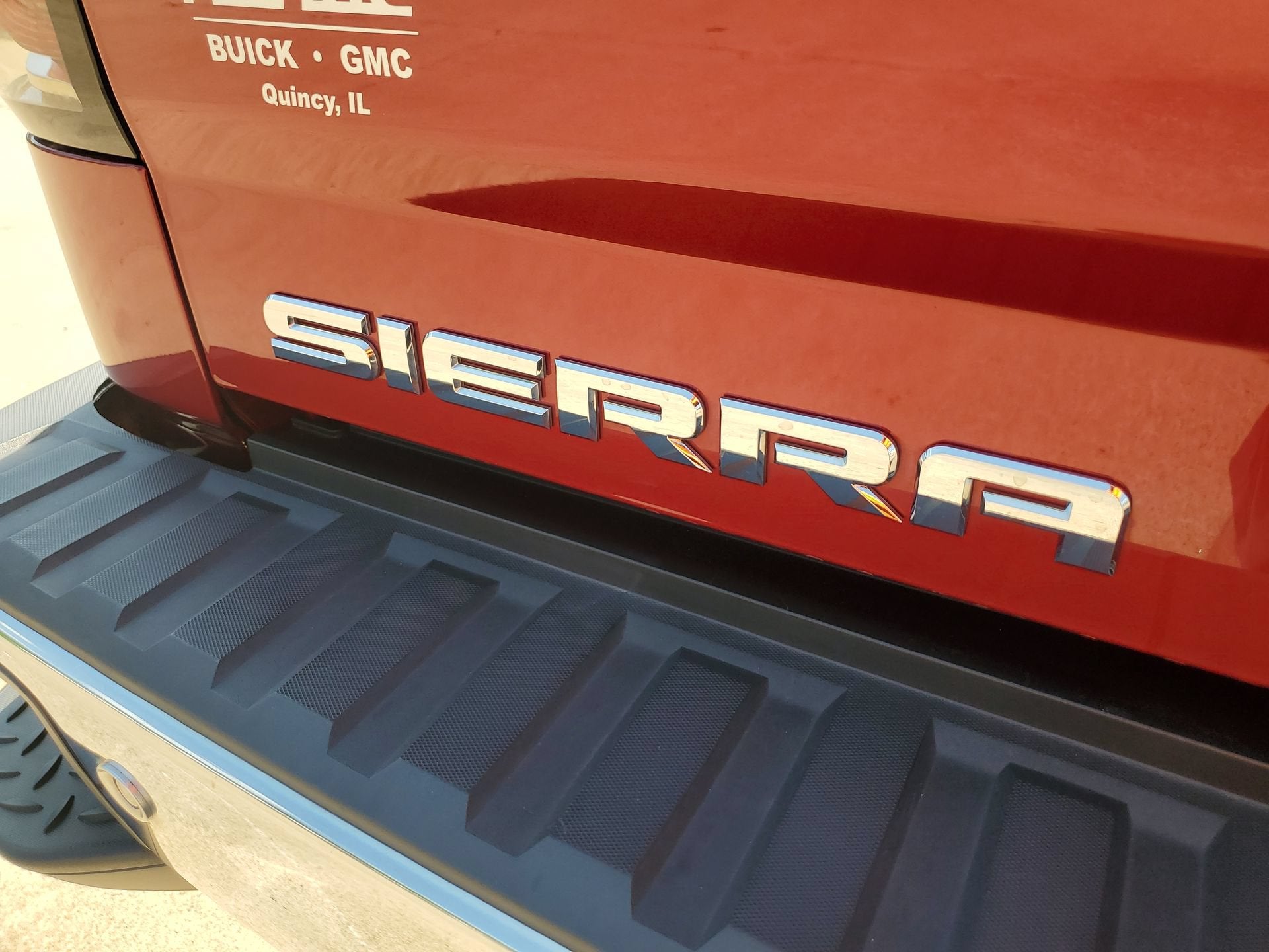 2018 GMC Sierra 1500 SLT