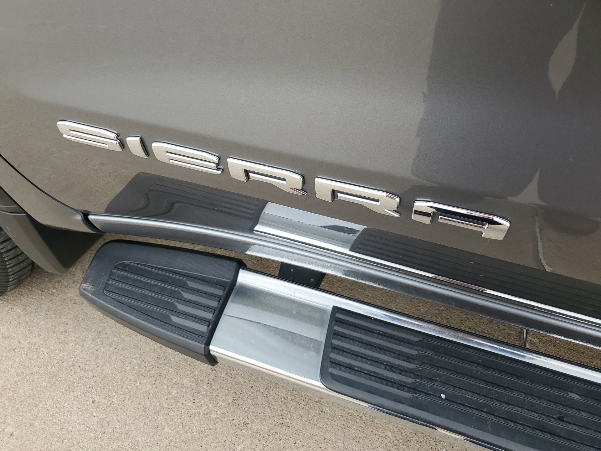 2020 GMC Sierra 1500 SLT