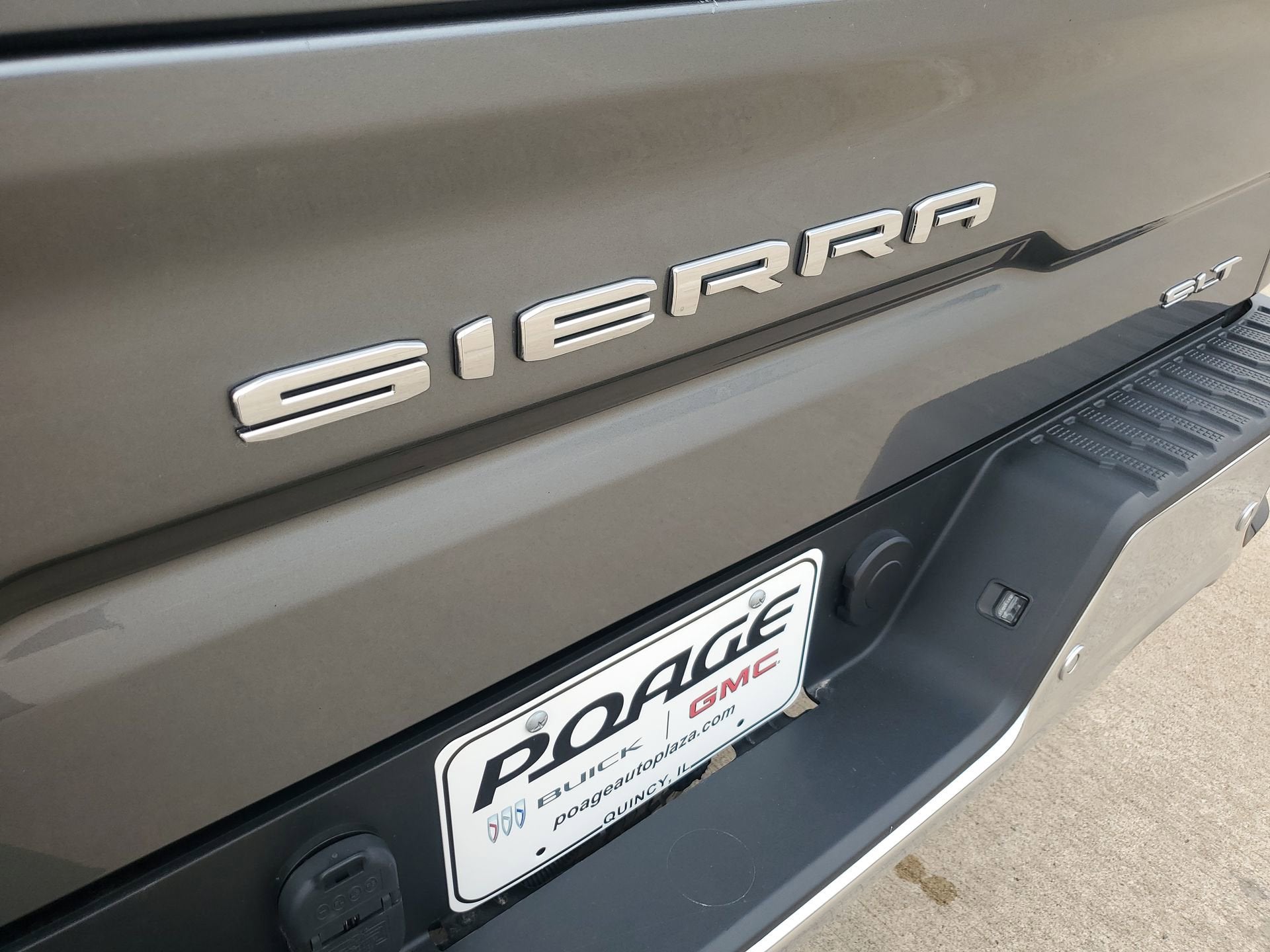 2020 GMC Sierra 1500 SLT