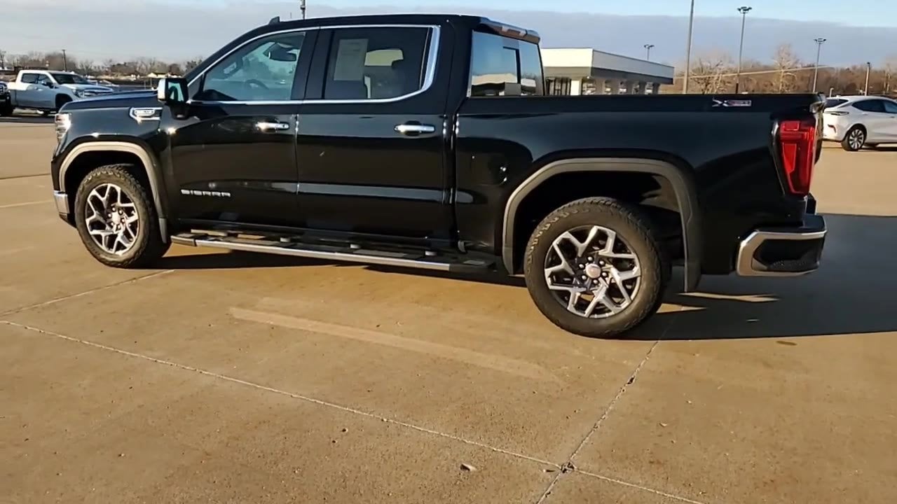 2024 GMC Sierra 1500 SLT