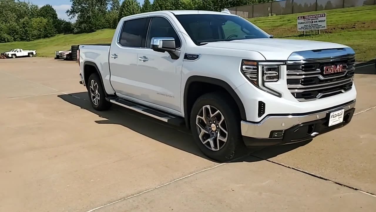 2026 GMC Sierra 1500 SLT