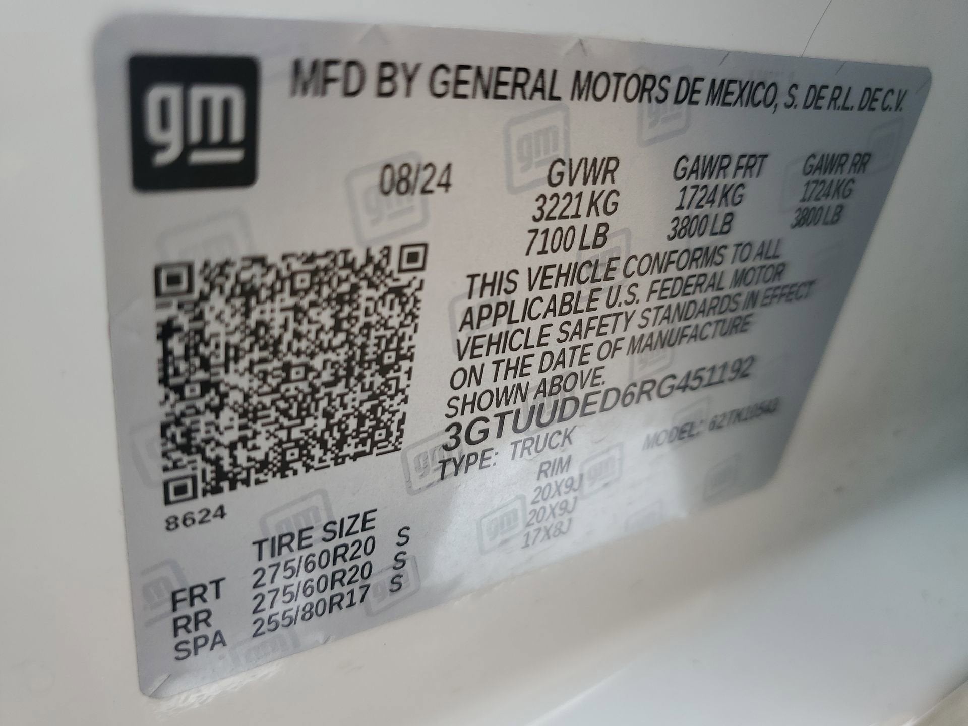 2024 GMC Sierra 1500 SLT