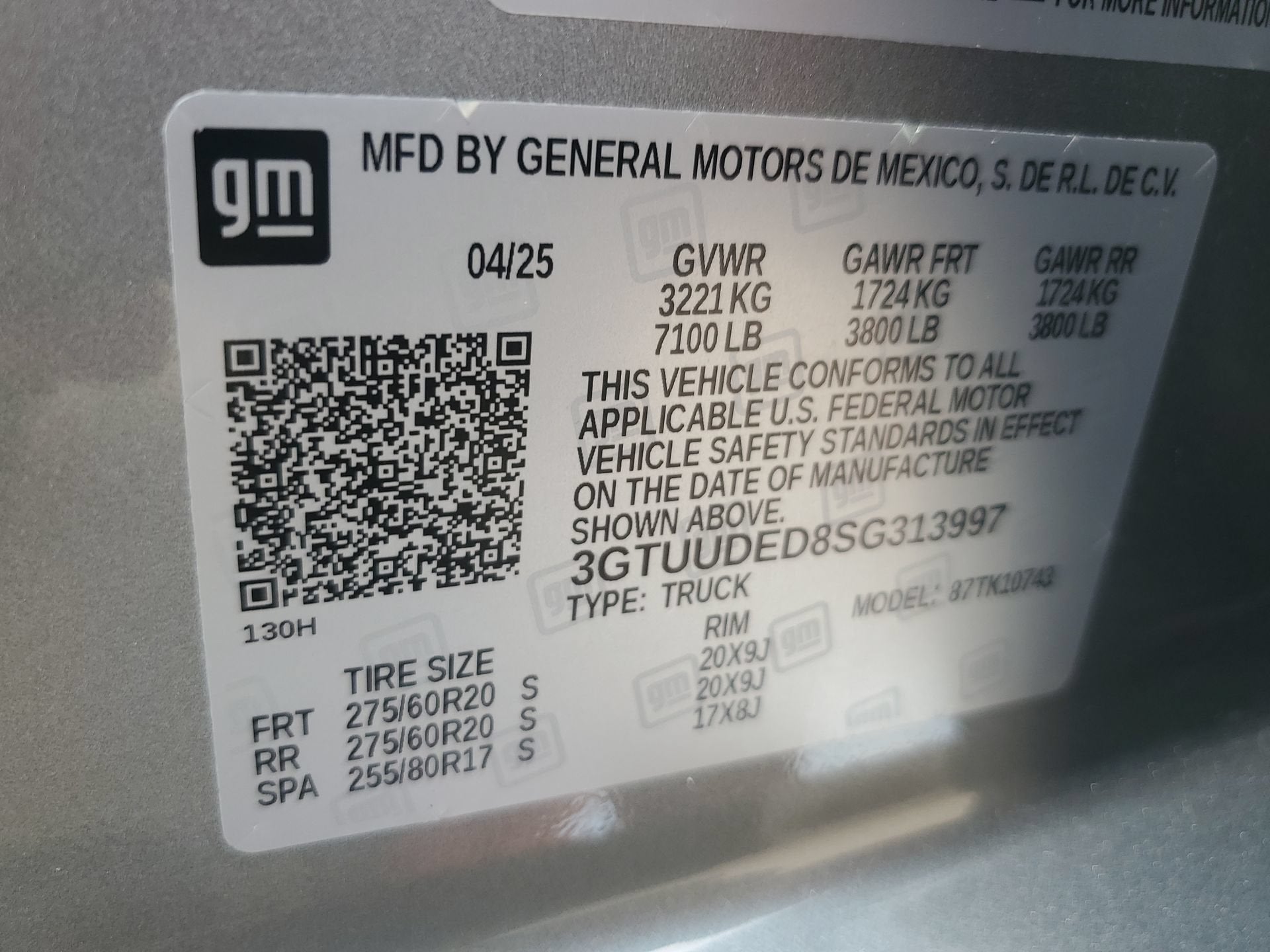 2025 GMC Sierra 1500 SLT