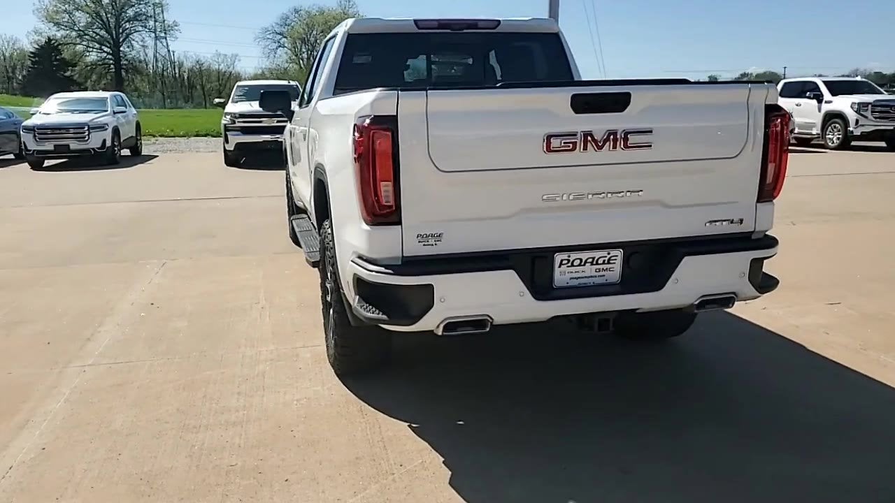 2024 GMC Sierra 1500 AT4