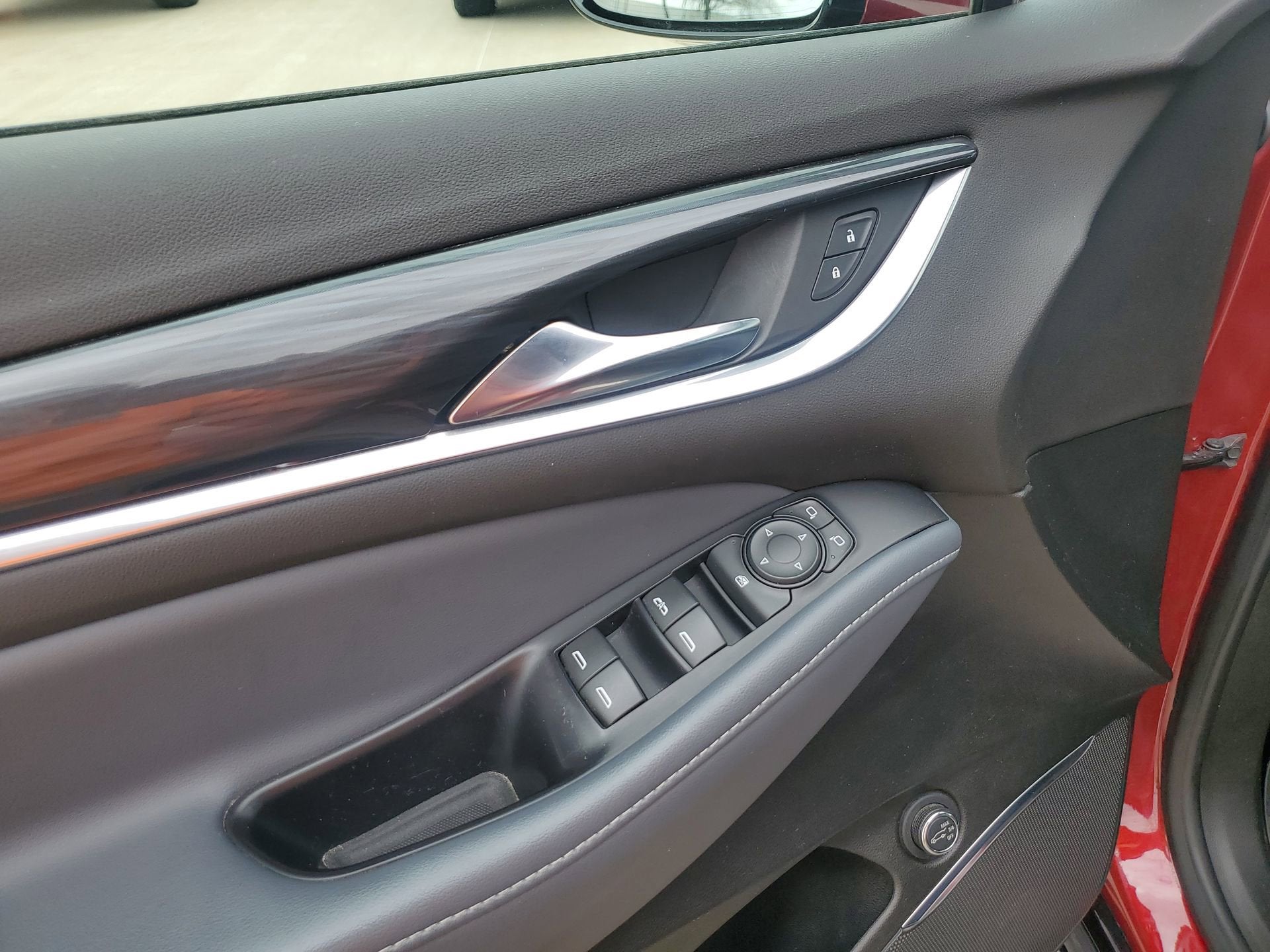 2022 Buick Enclave Essence