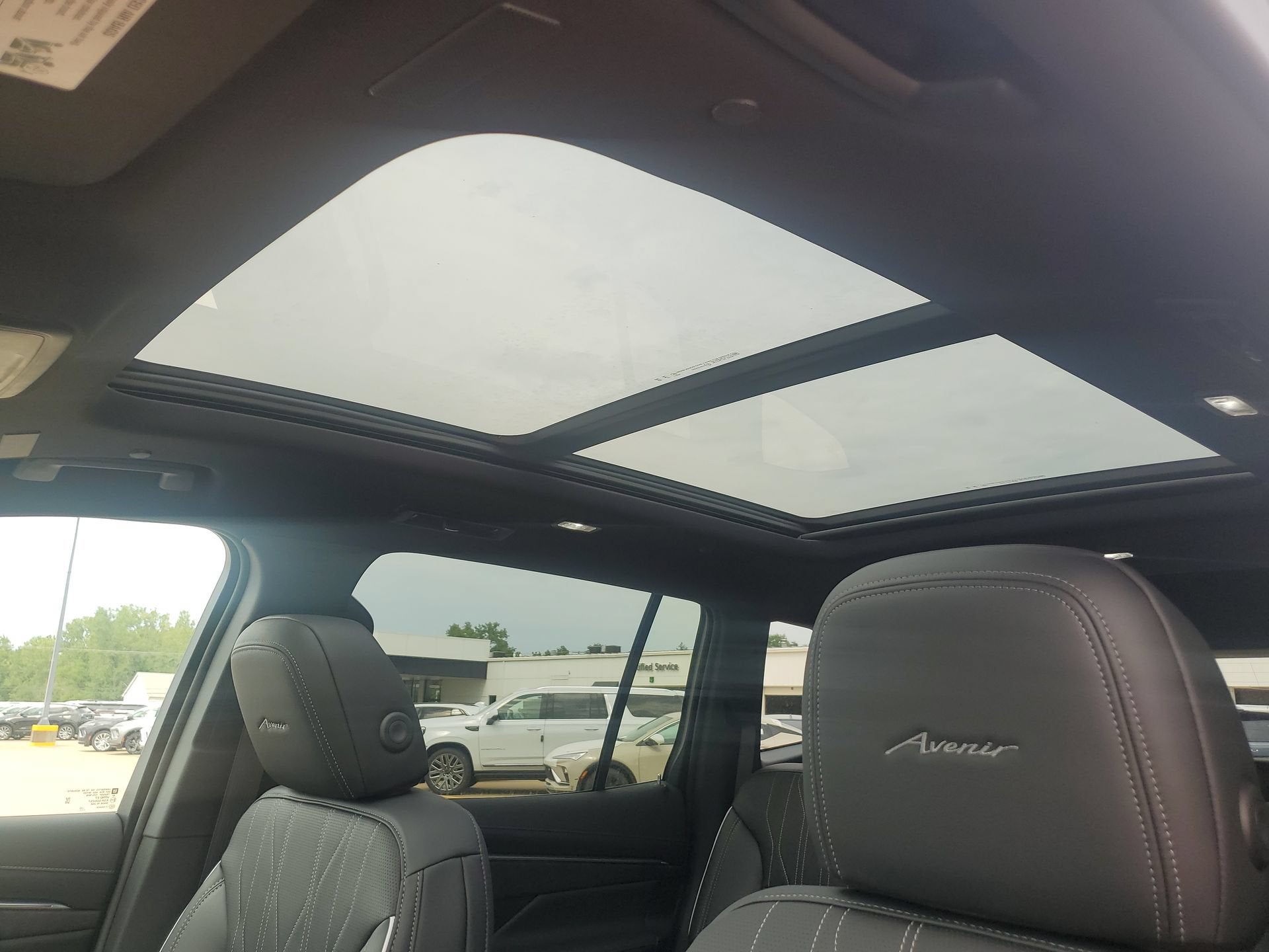 2026 Buick Enclave Avenir