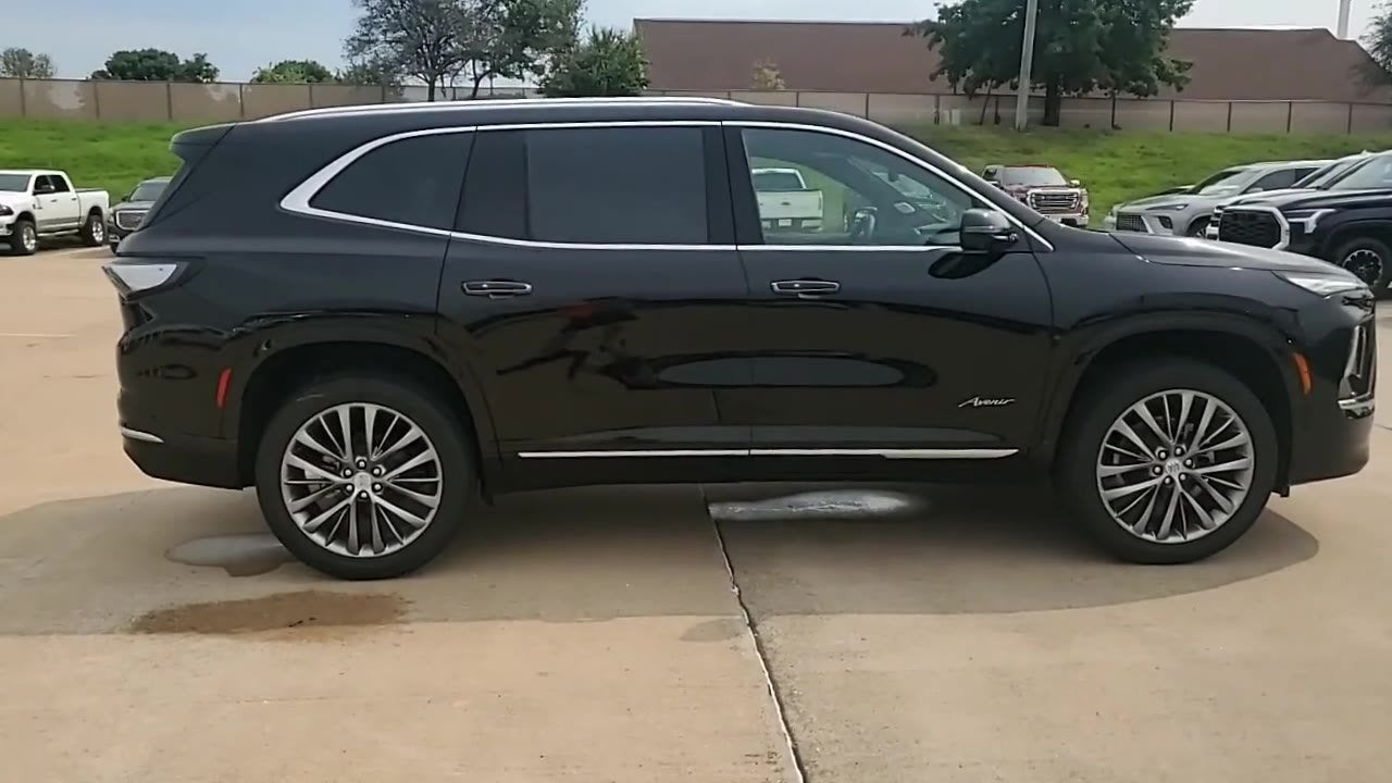 2026 Buick Enclave Avenir