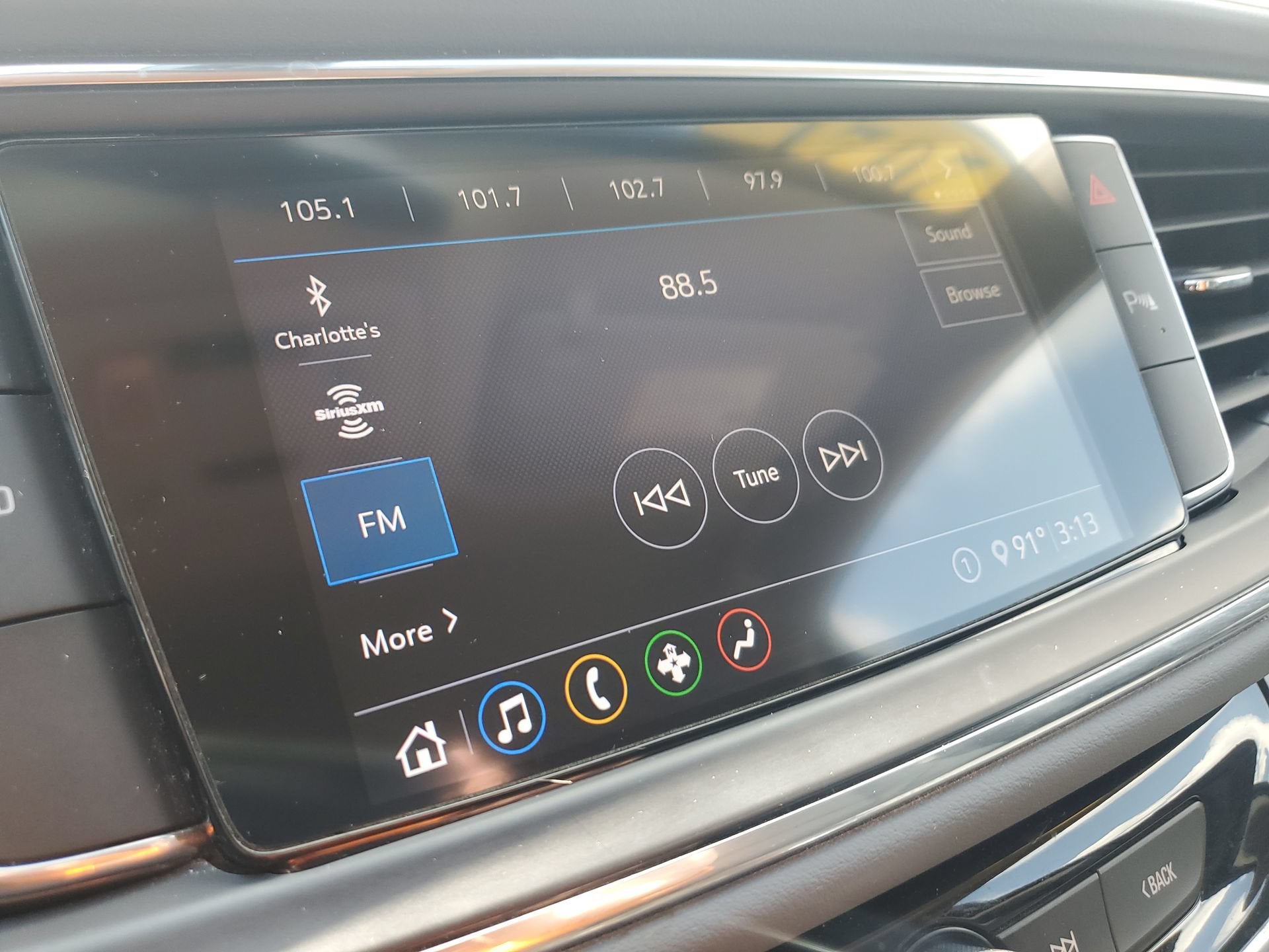 2021 Buick Enclave Essence