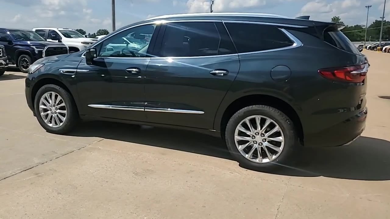 2021 Buick Enclave Essence