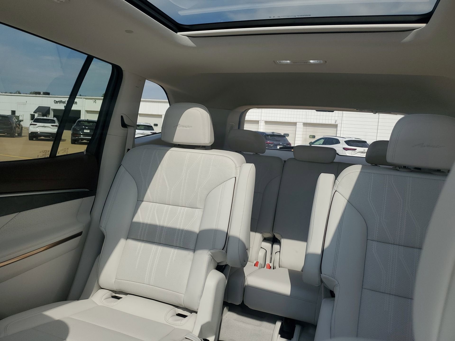 2026 Buick Enclave Avenir