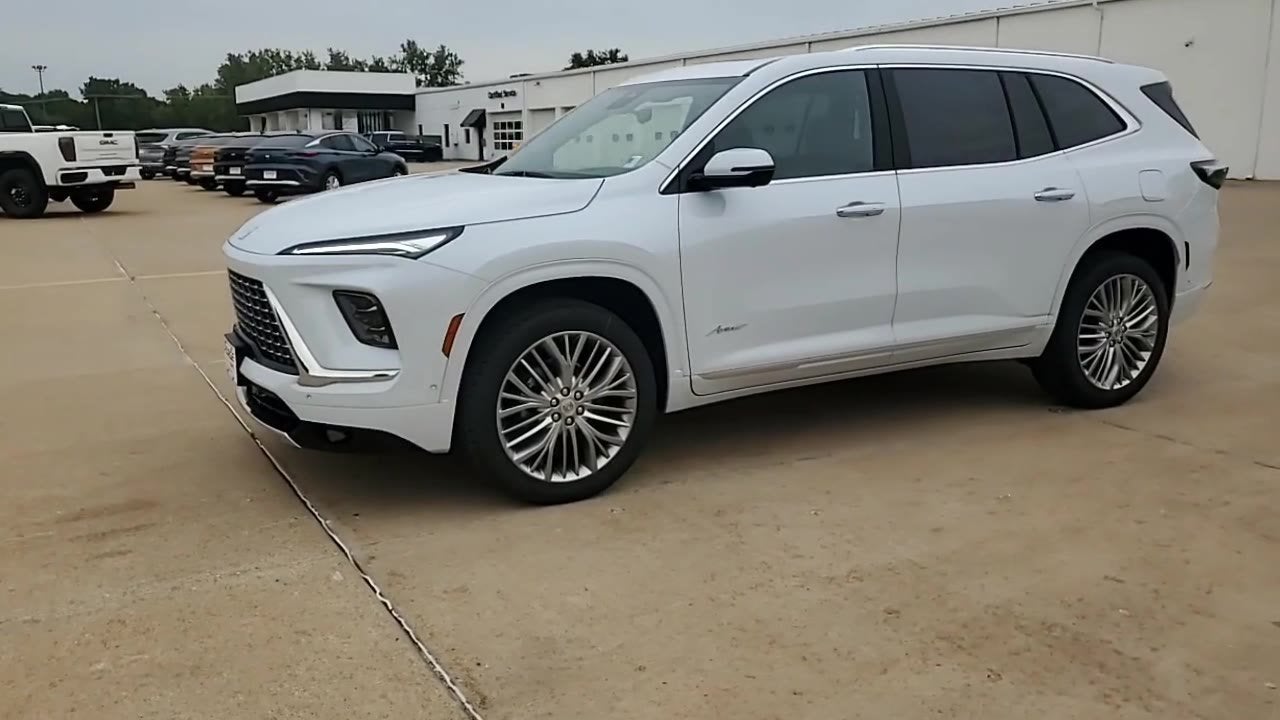 2027 Buick Enclave Avenir