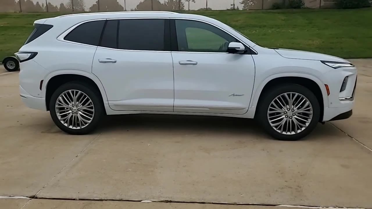 2027 Buick Enclave Avenir