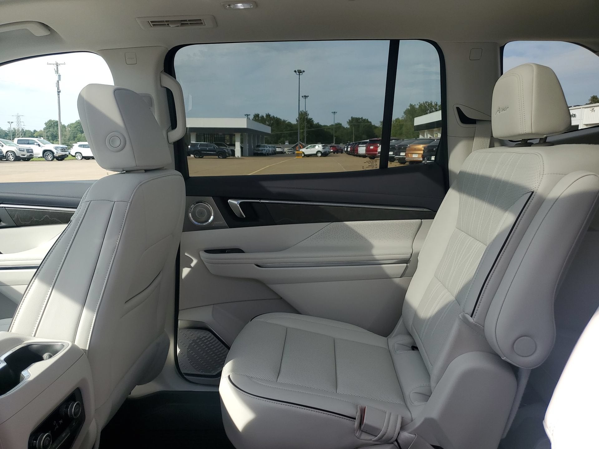 2027 Buick Enclave Avenir