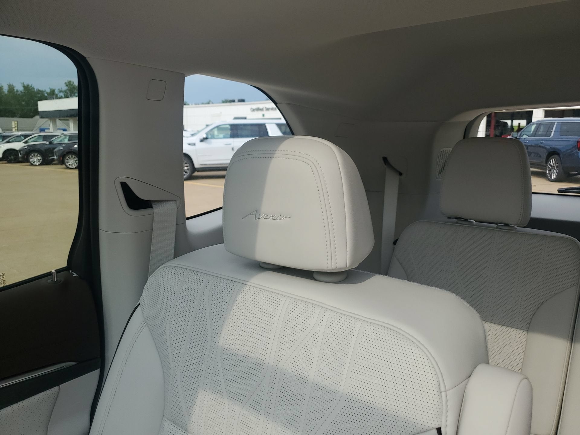 2026 Buick Enclave Avenir