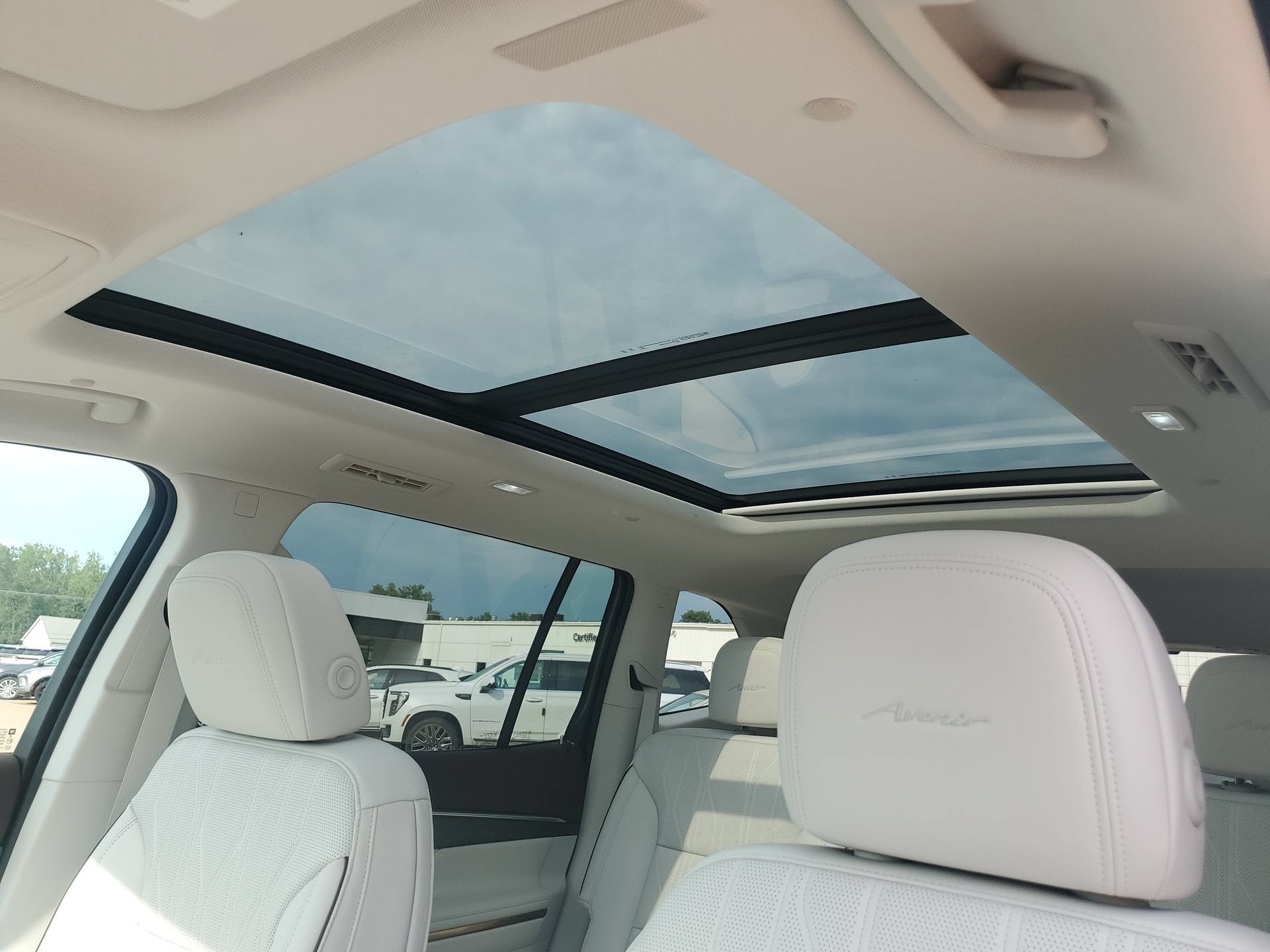 2026 Buick Enclave Avenir